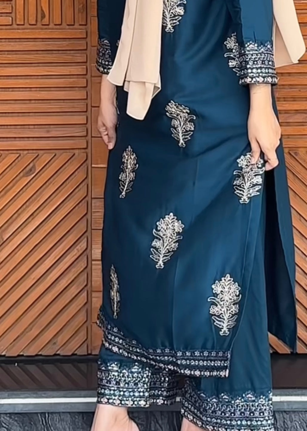 Chaudhary Arts Melvin teal Women 2pcs