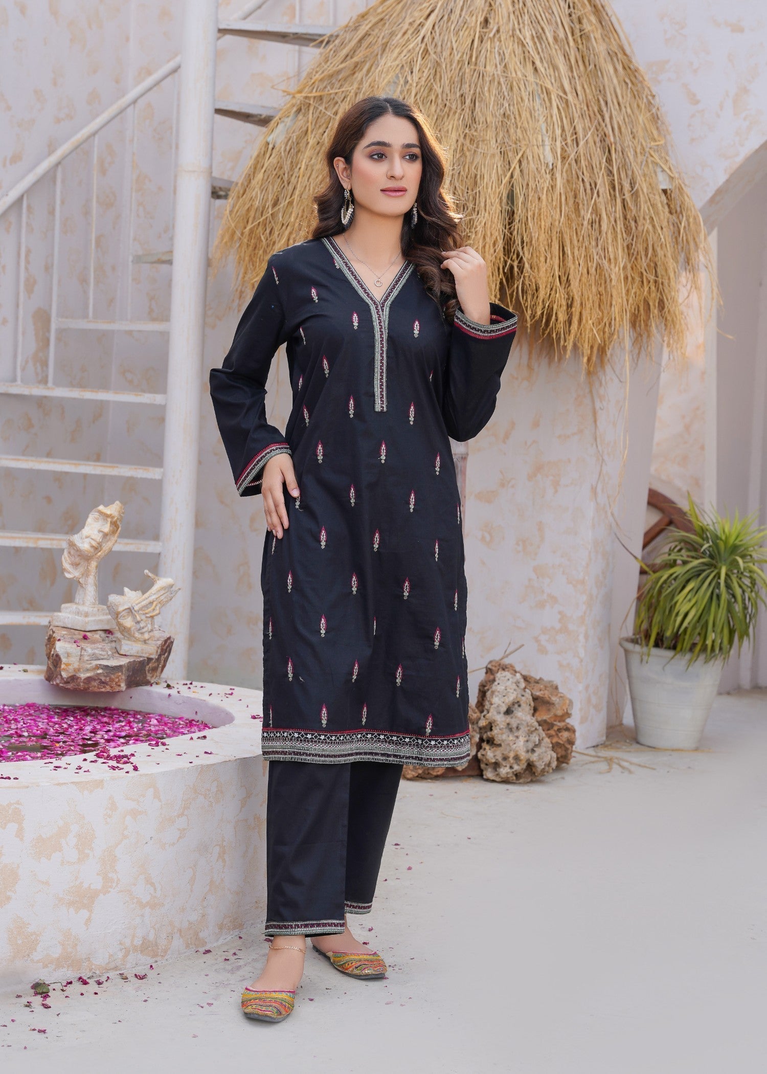 Damask Clothing Studio Parizey Women 2pcs