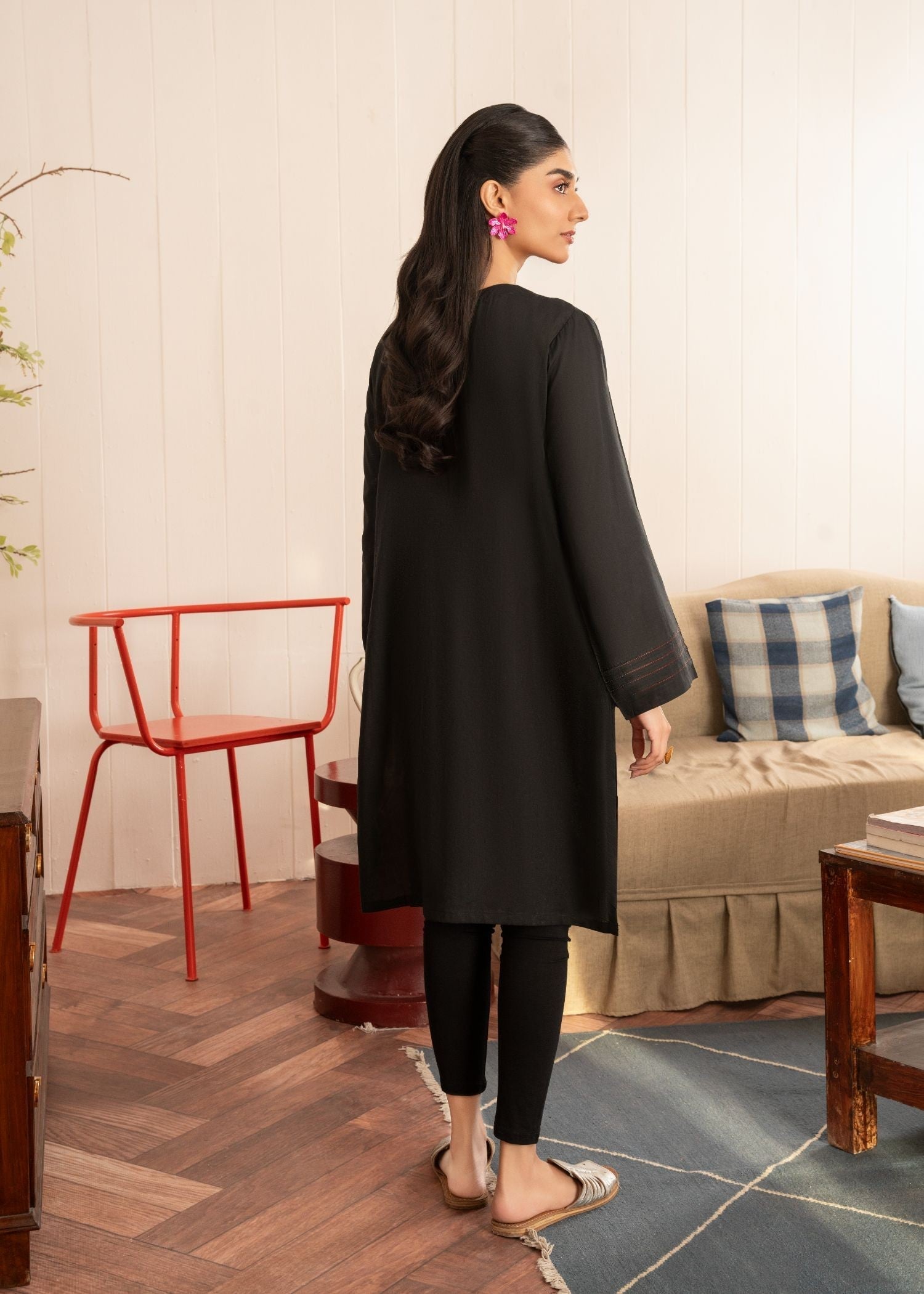 Meem Designs BLACK FLORAL KURTA Women 1pcs