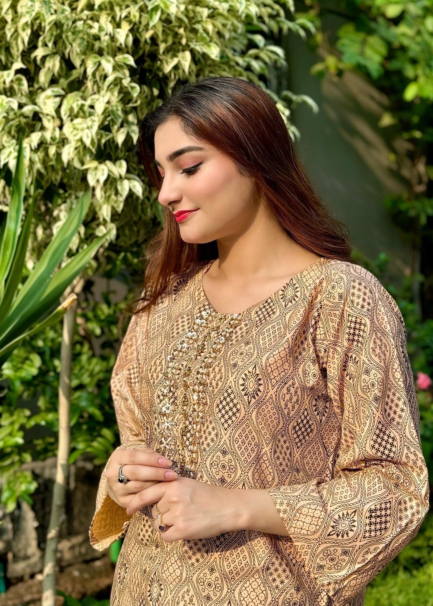 Chaudhary Arts Handmade Camel Brown Women 2pcs