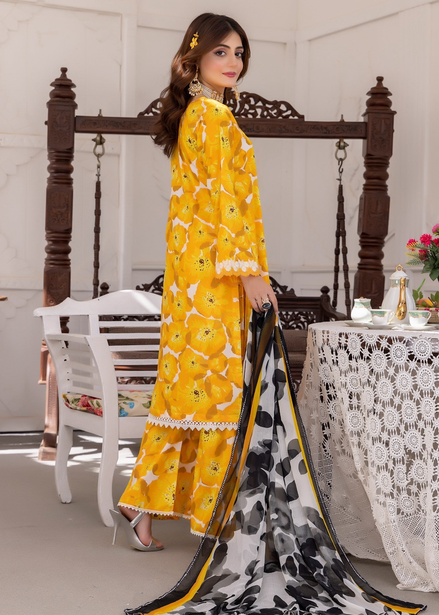 Polawn PD 24 403 B NAYAB PRET LAWN COLLECTION Women 3pcs