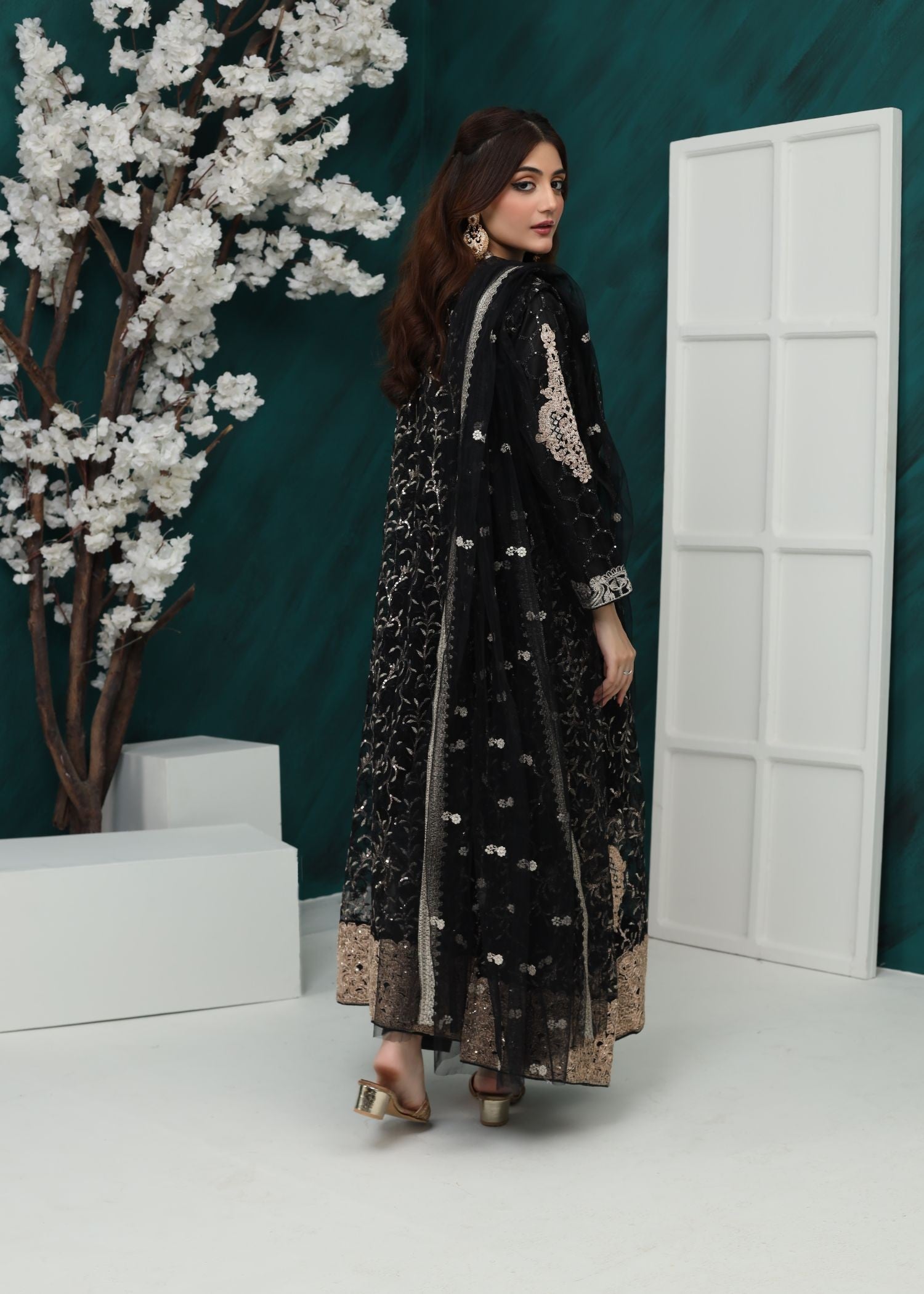 Al Burhan Apparel Wirsa Black Women 4pcs