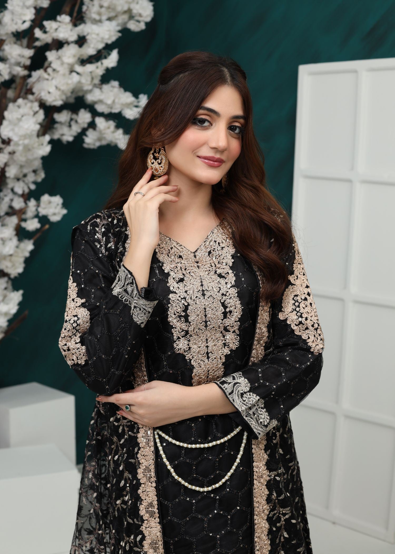 Al Burhan Apparel Wirsa Black Women 4pcs