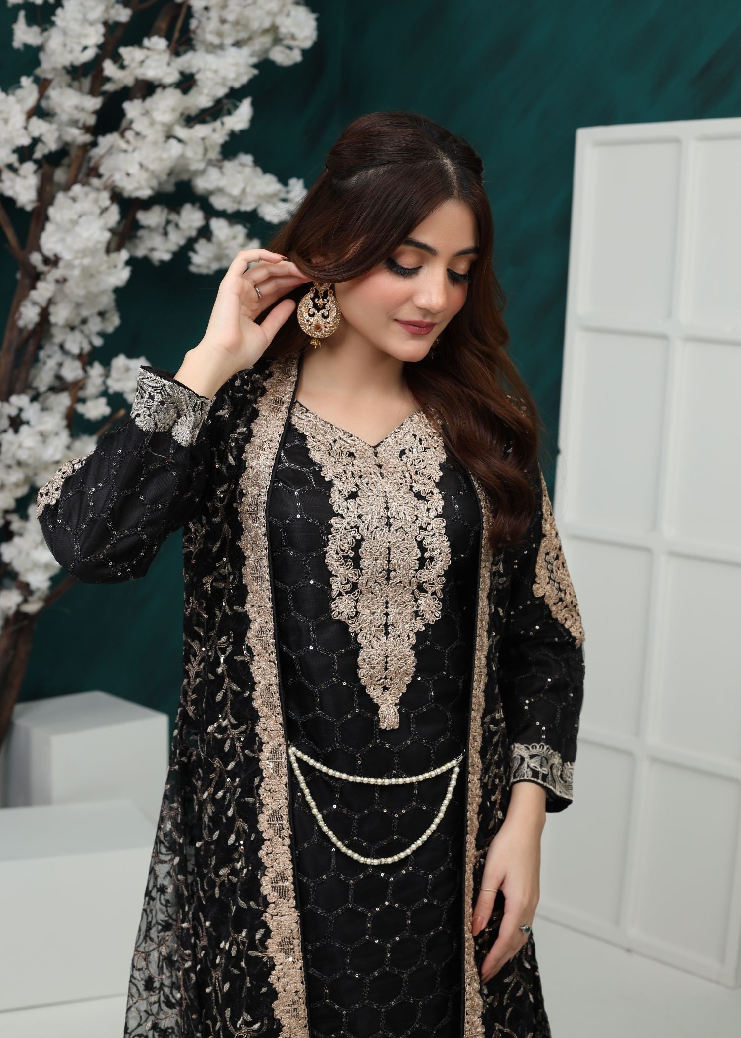 Al Burhan Apparel Wirsa Black Women 4pcs