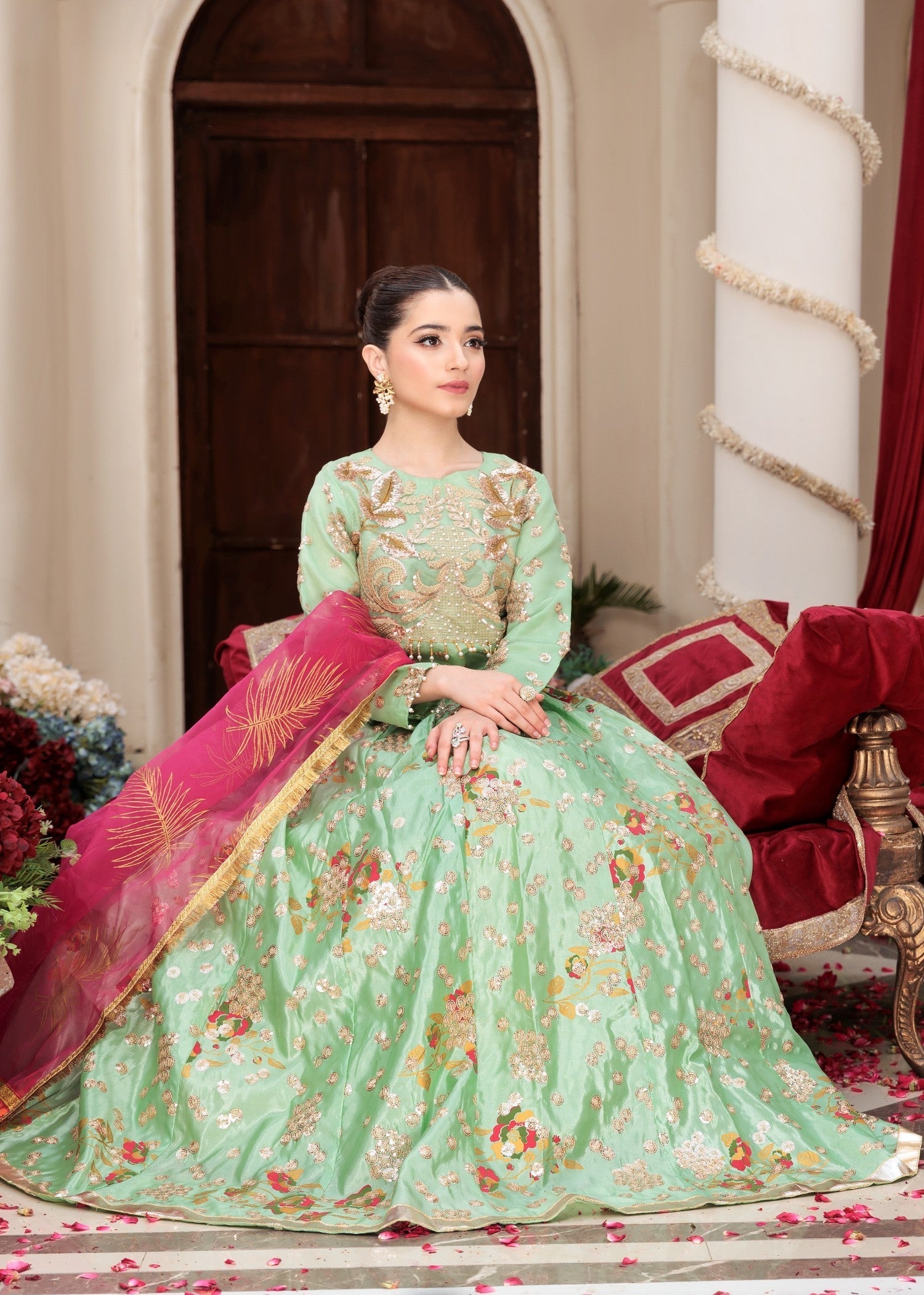 Costumo Maheen Women 3pcs