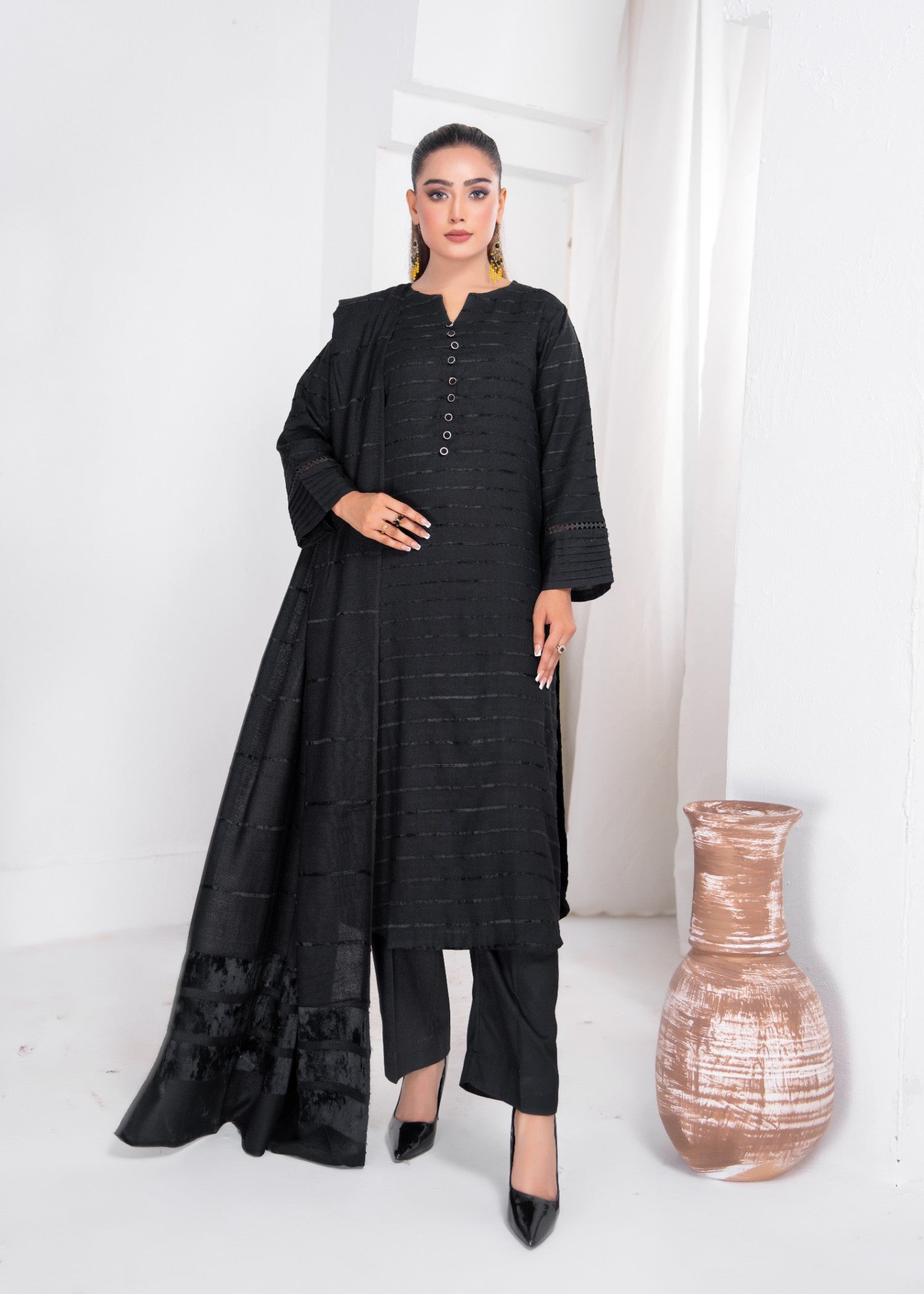 Yolo Pret Alpine Velvet Shirt with Velvet Border Shawl and Plain Trouser W24 VEL 0008 Women 3pcs