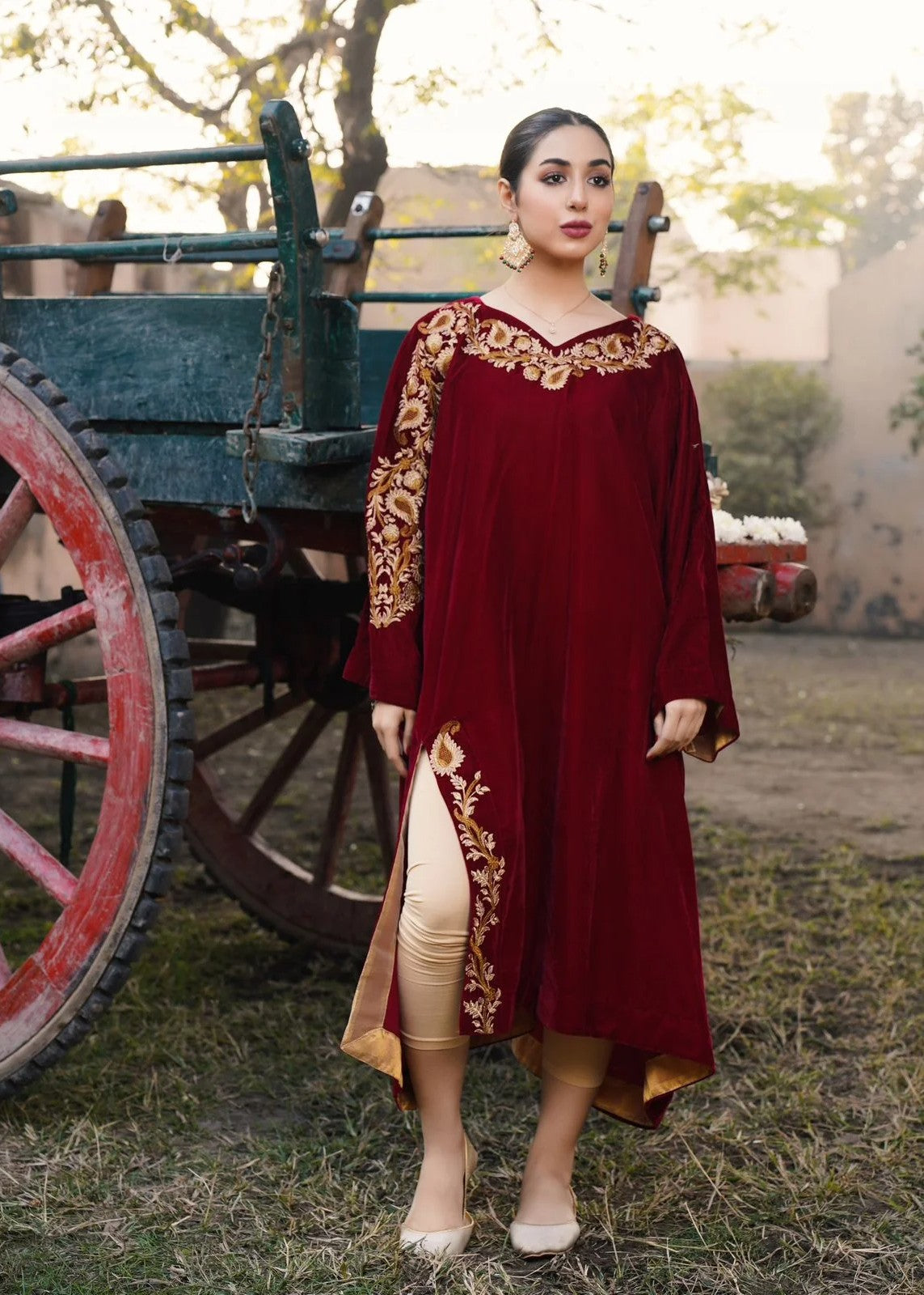 Akhrot Clothing Maroon Velvet Poncho Women 1pcs