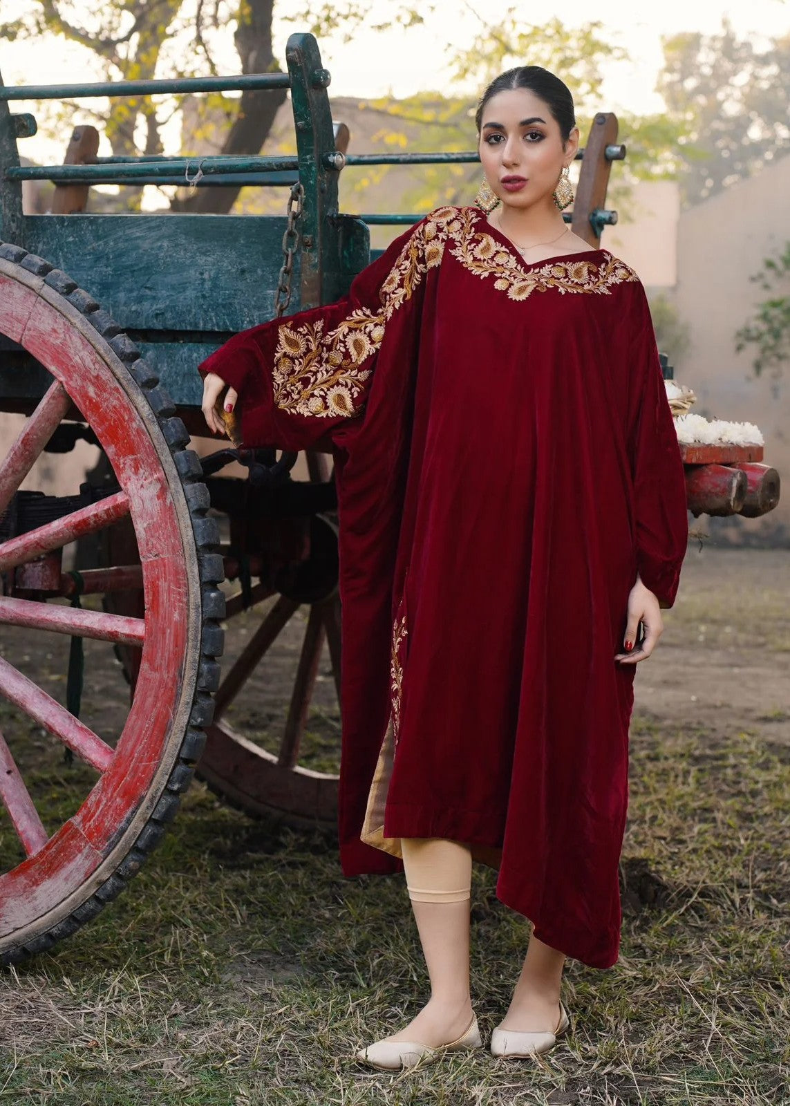 Akhrot Clothing Maroon Velvet Poncho Women 1pcs