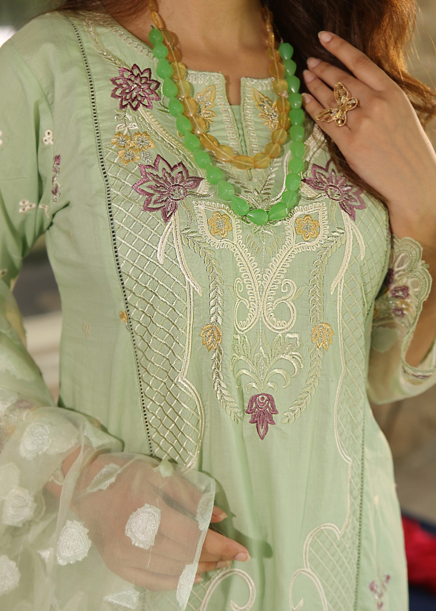 Madame Embroidered Cotton Lawn Suit 2715 Women 3pcs