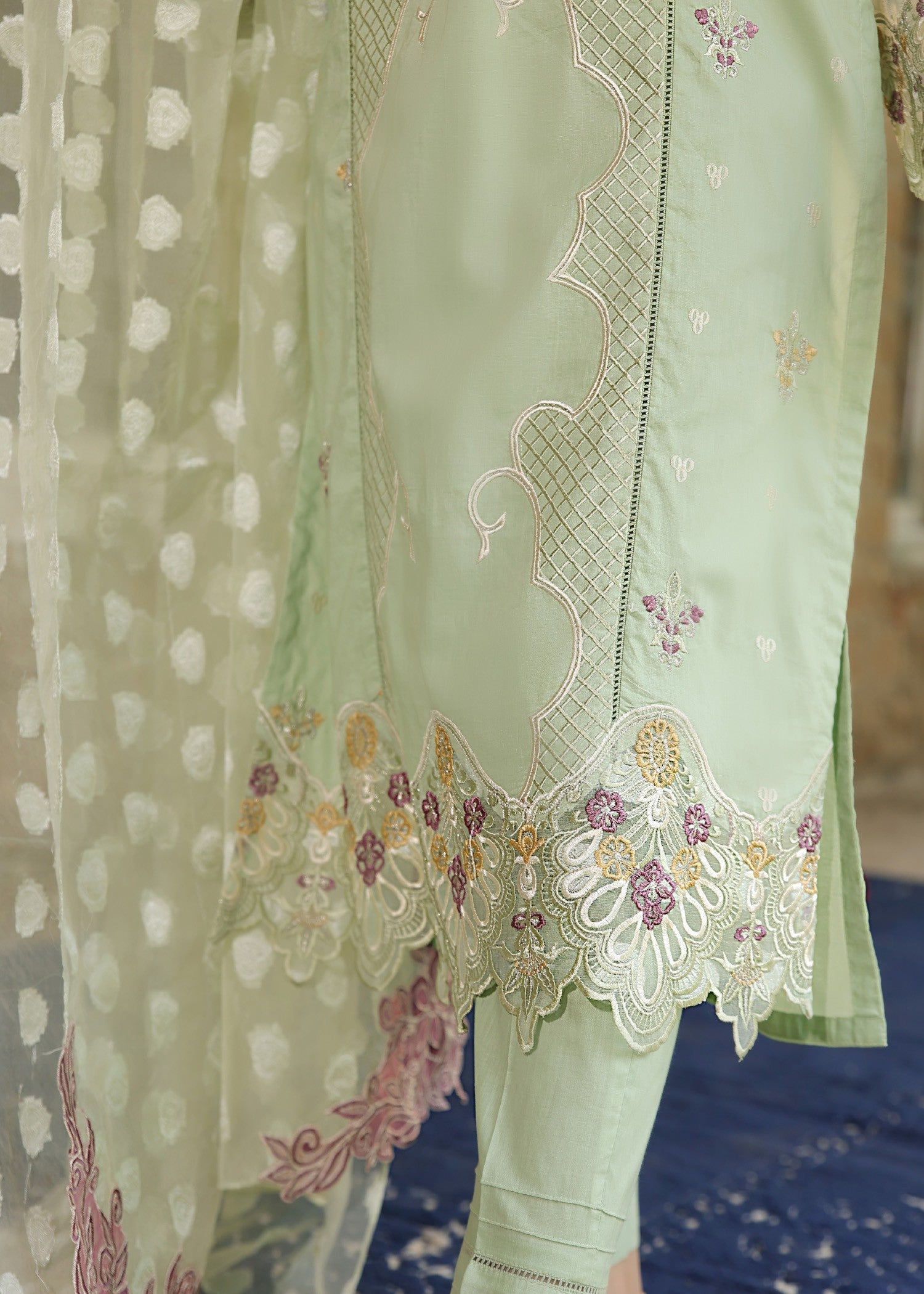 Madame Embroidered Cotton Lawn Suit 2715 Women 3pcs