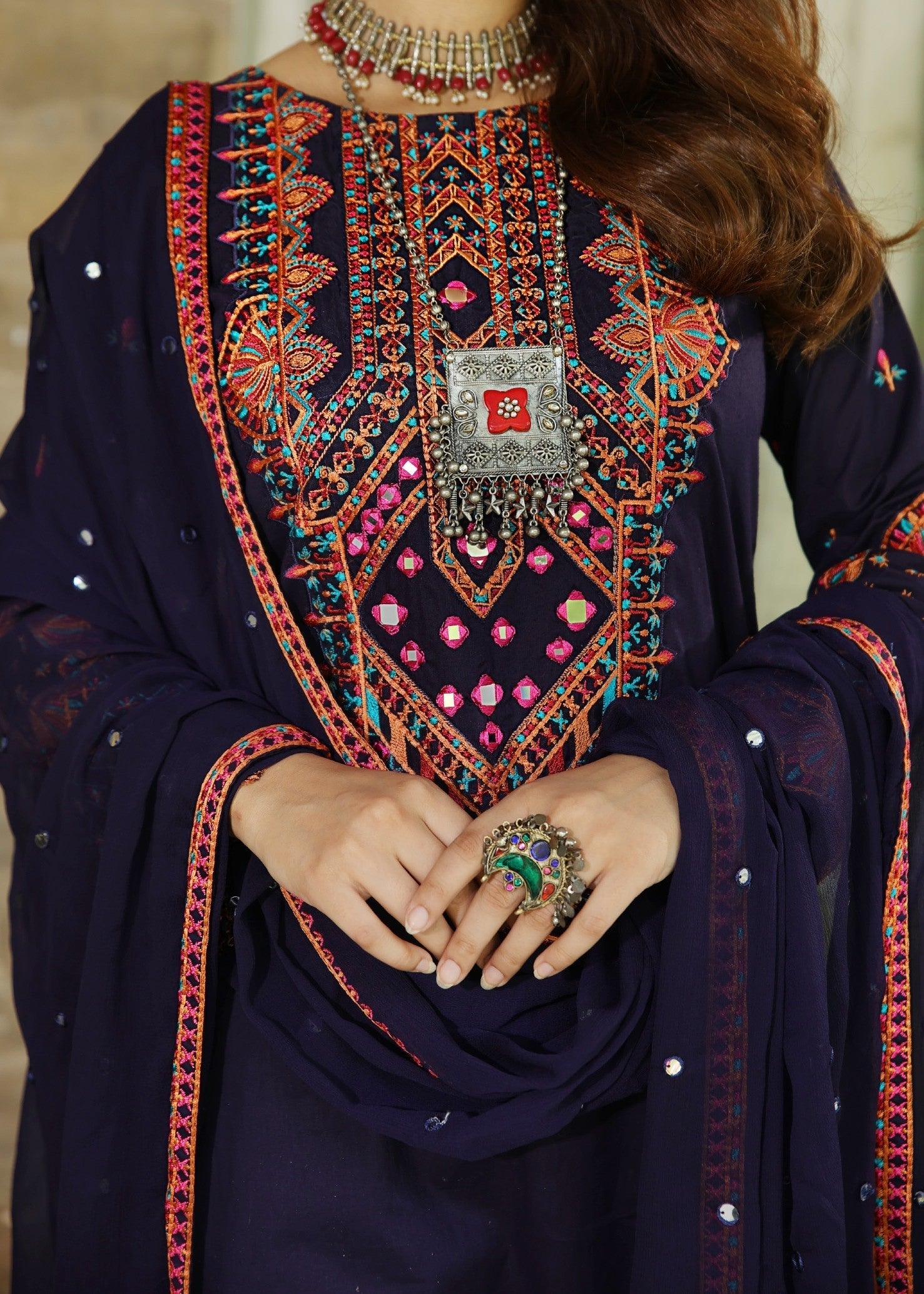 Madame Embroidered Suit 7029 Women 3pcs