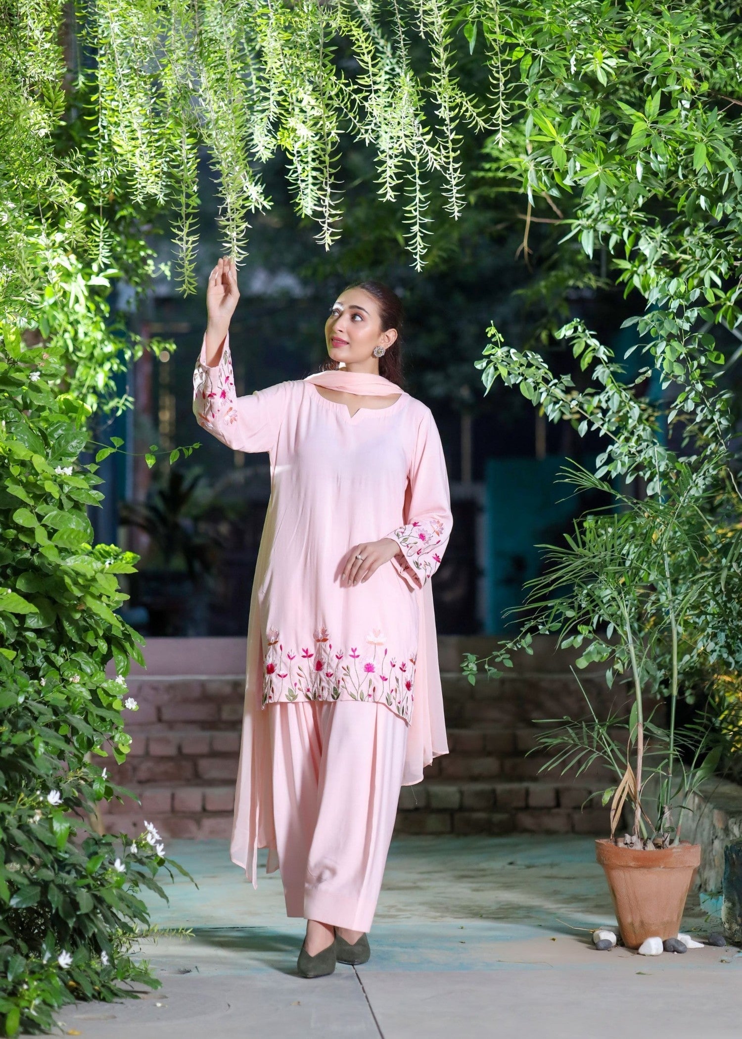 Deysia Savera Women 2pcs