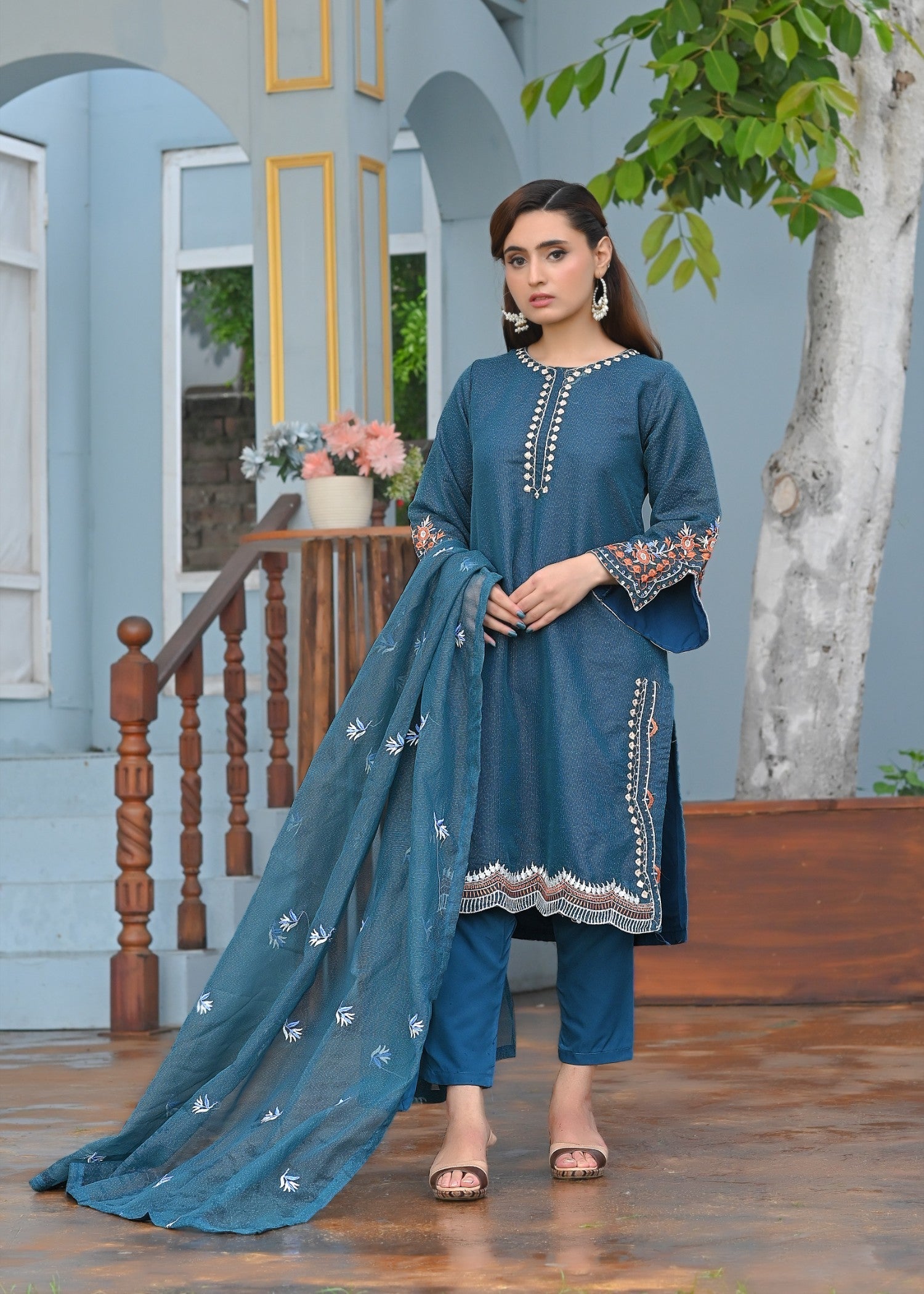 Yaaqot Official Teal Multi Embroidery Stitched Women 3pcs