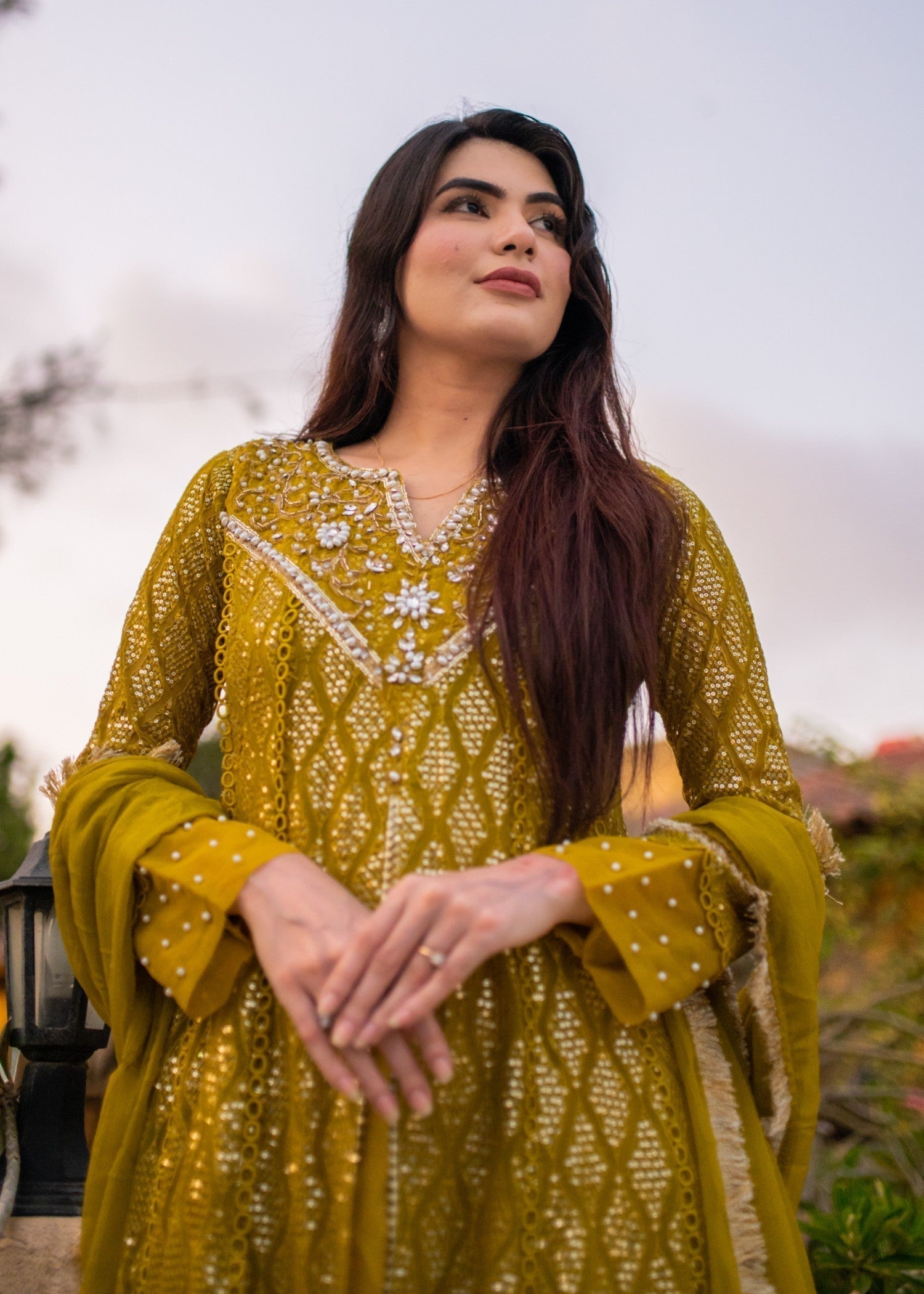 Mona Embroidery Floral Weaves olive Women 3pcs