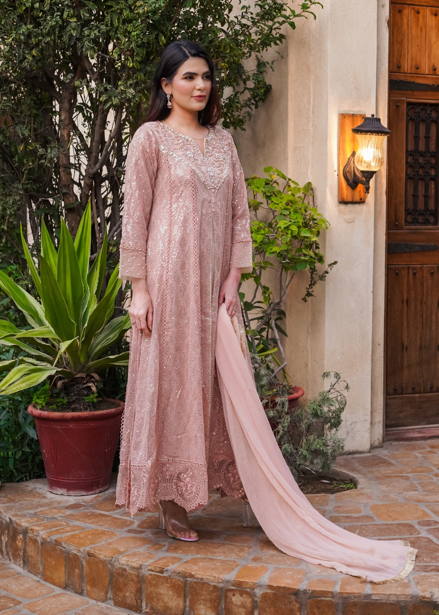 Mona Embroidery Floral Weaves pink Women 3pcs