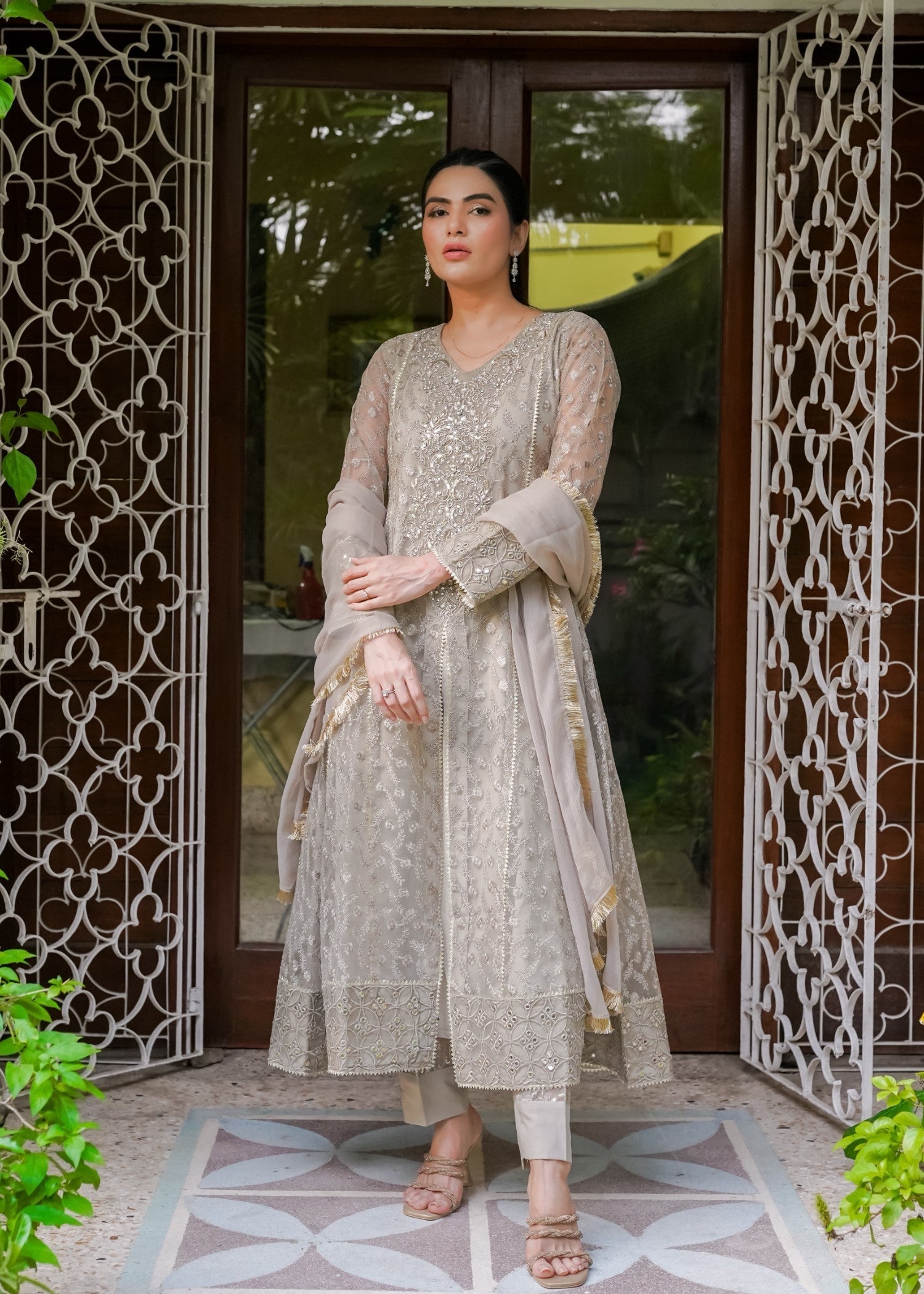 Mona Embroidery Ornate Blossoms beige Women 3pcs