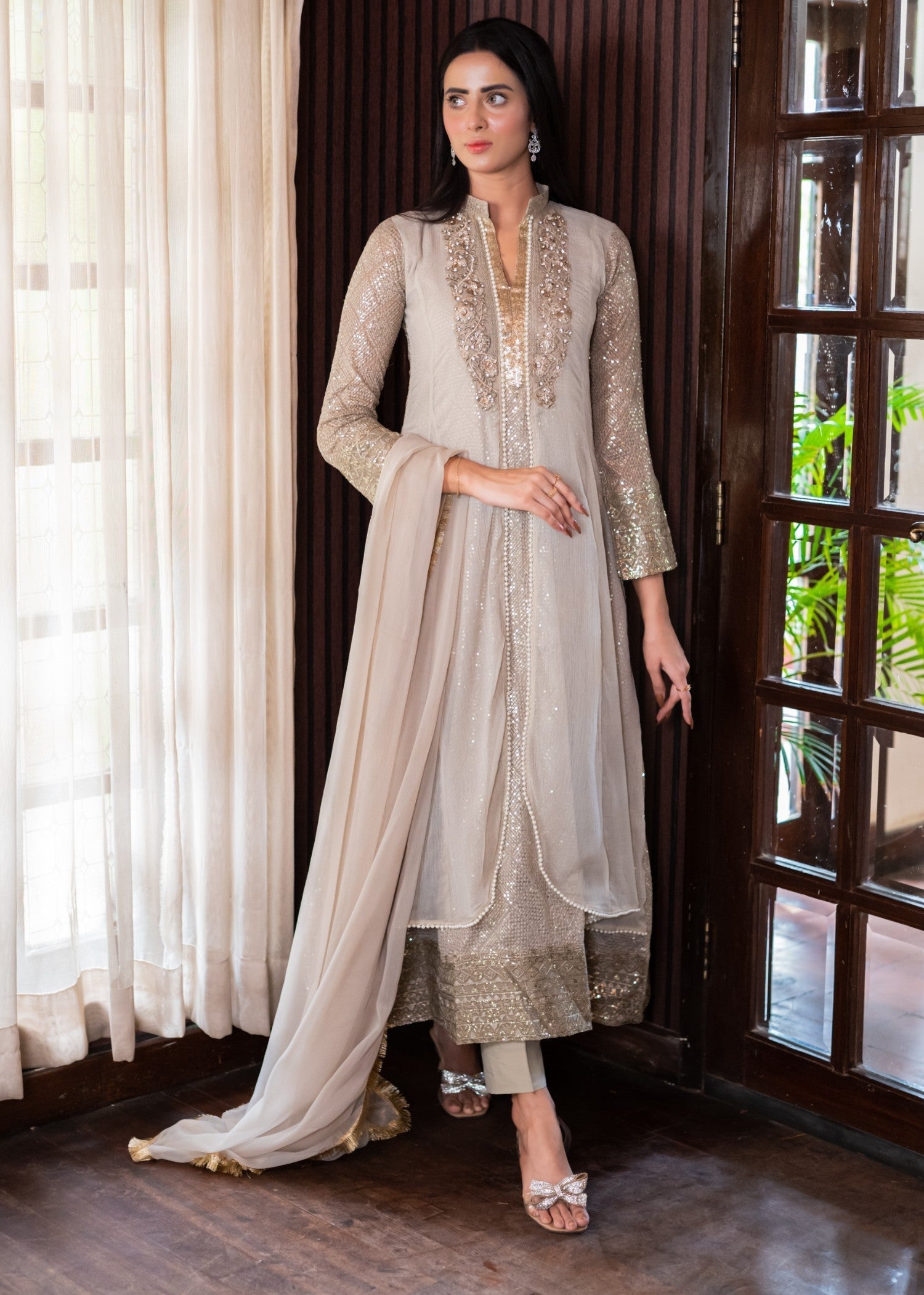 Mona Embroidery Artisan beige Women 3pcs