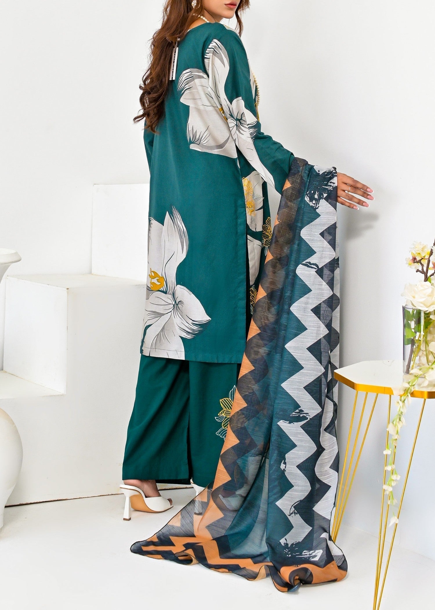 Pret Diaries Green Embroidered Women 3pcs