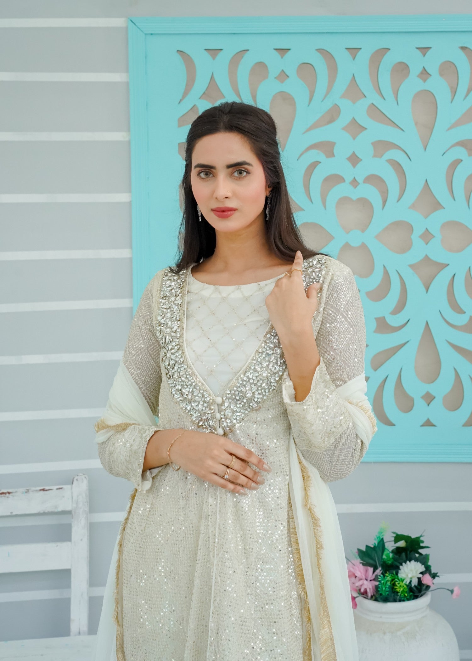 Mona Embroidery Silhouette Elegance offwhite Women 3pcs