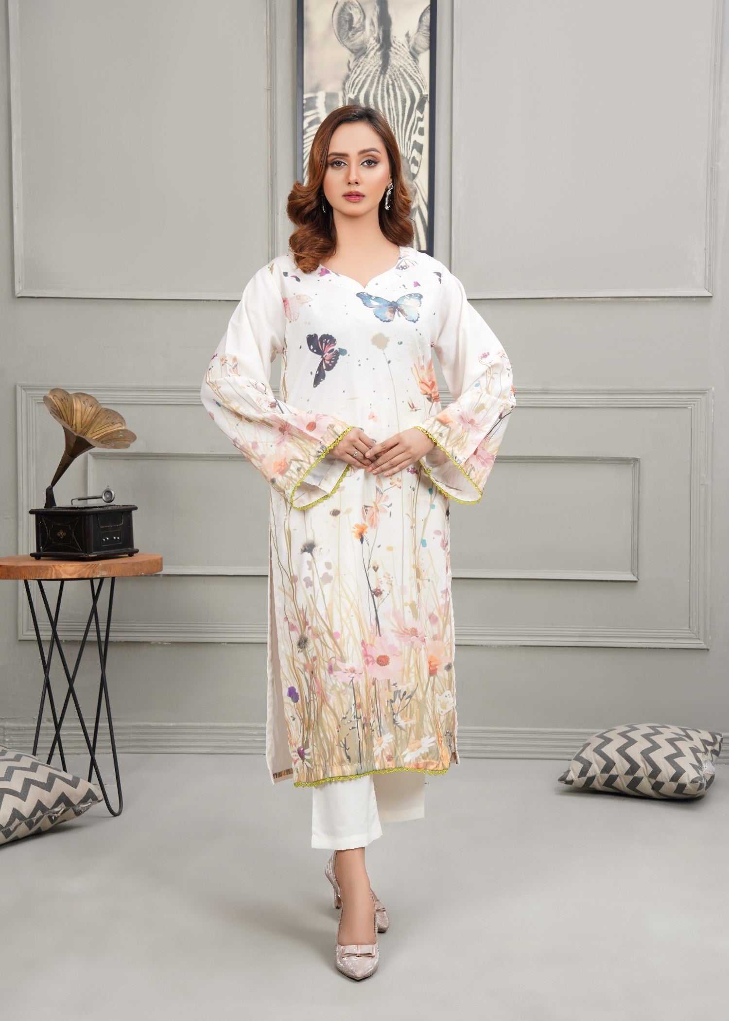 Hareem Fatima Charming Meadows Women 2pcs