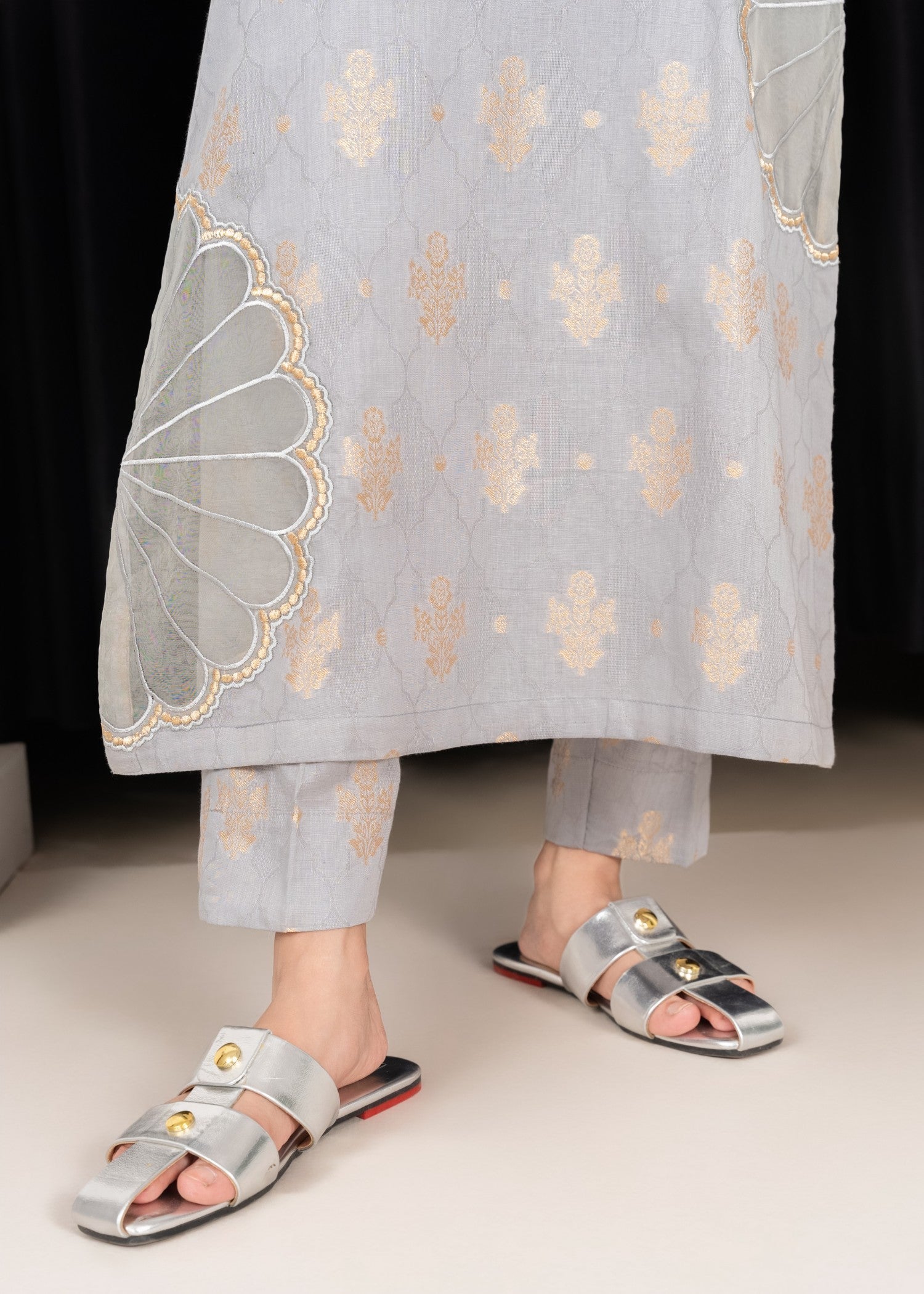 Sahibas By Mirza Gulnaaz Gray Women 2pcs