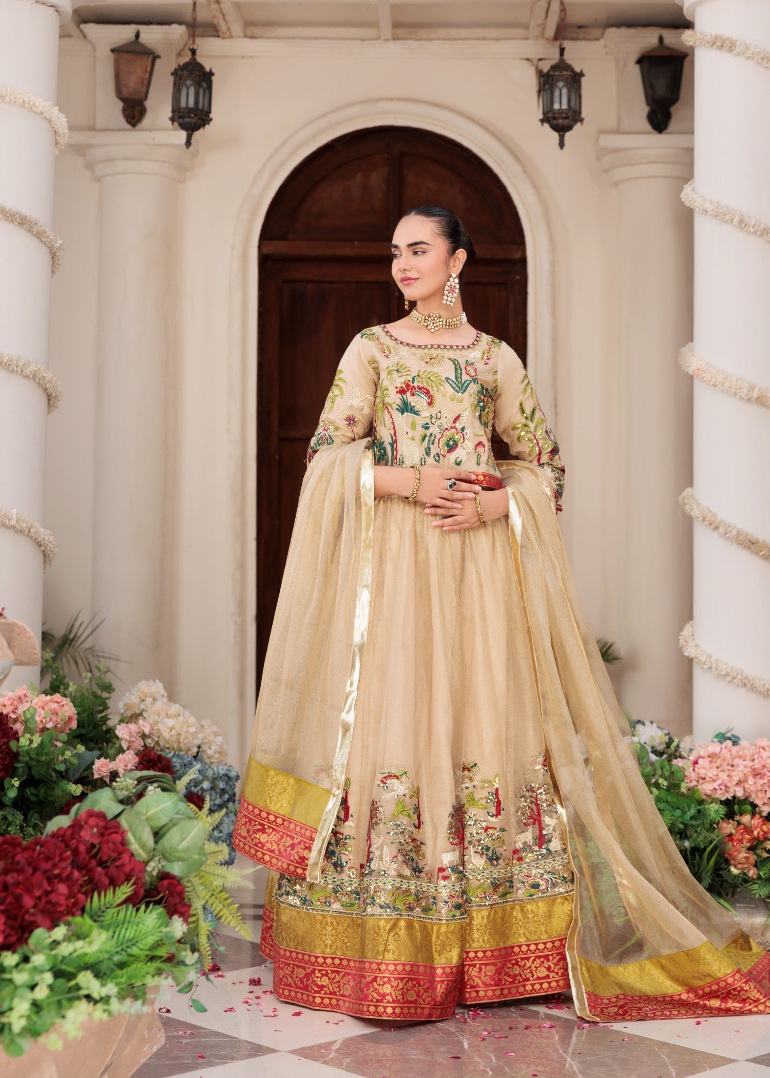 Costumo Manar Women 3pcs