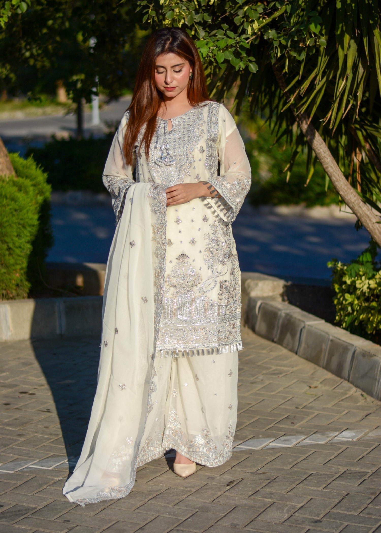 Inaaya Fashion Maahiya Cream White Women 3pcs