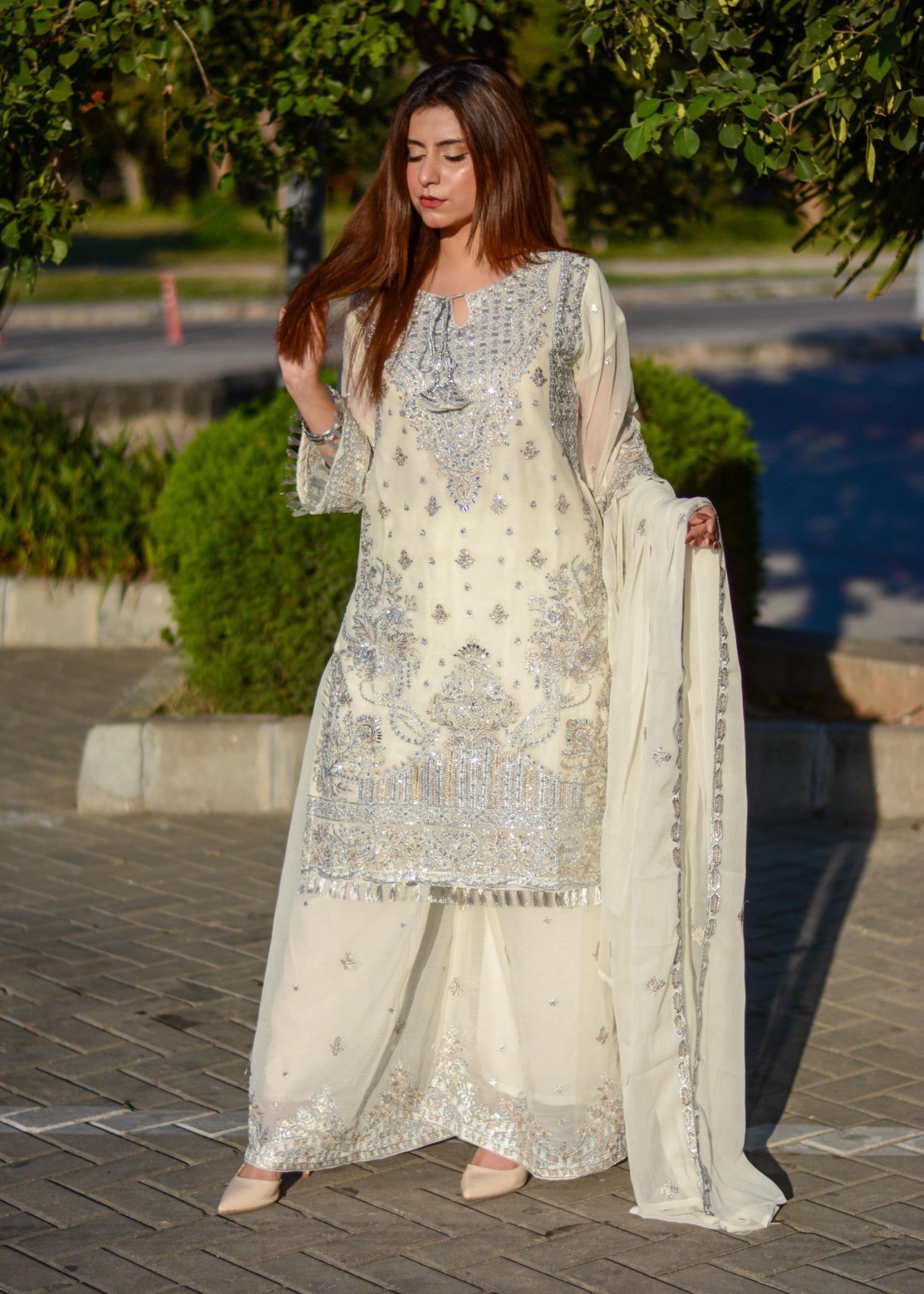 Inaaya Fashion Maahiya Cream White Women 3pcs