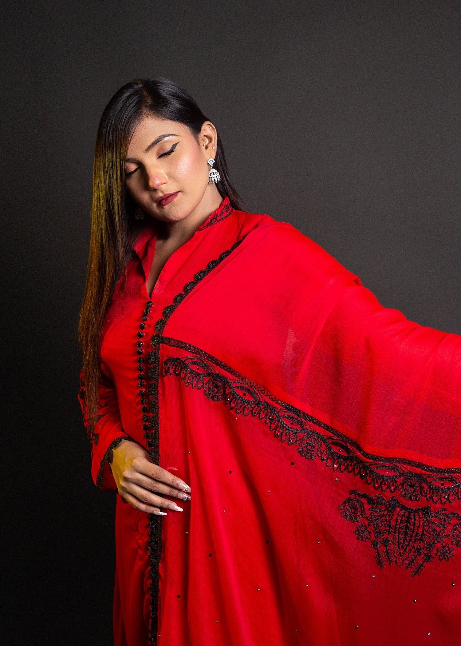 Inaaya Fashion Baadal Red Women 3pcs