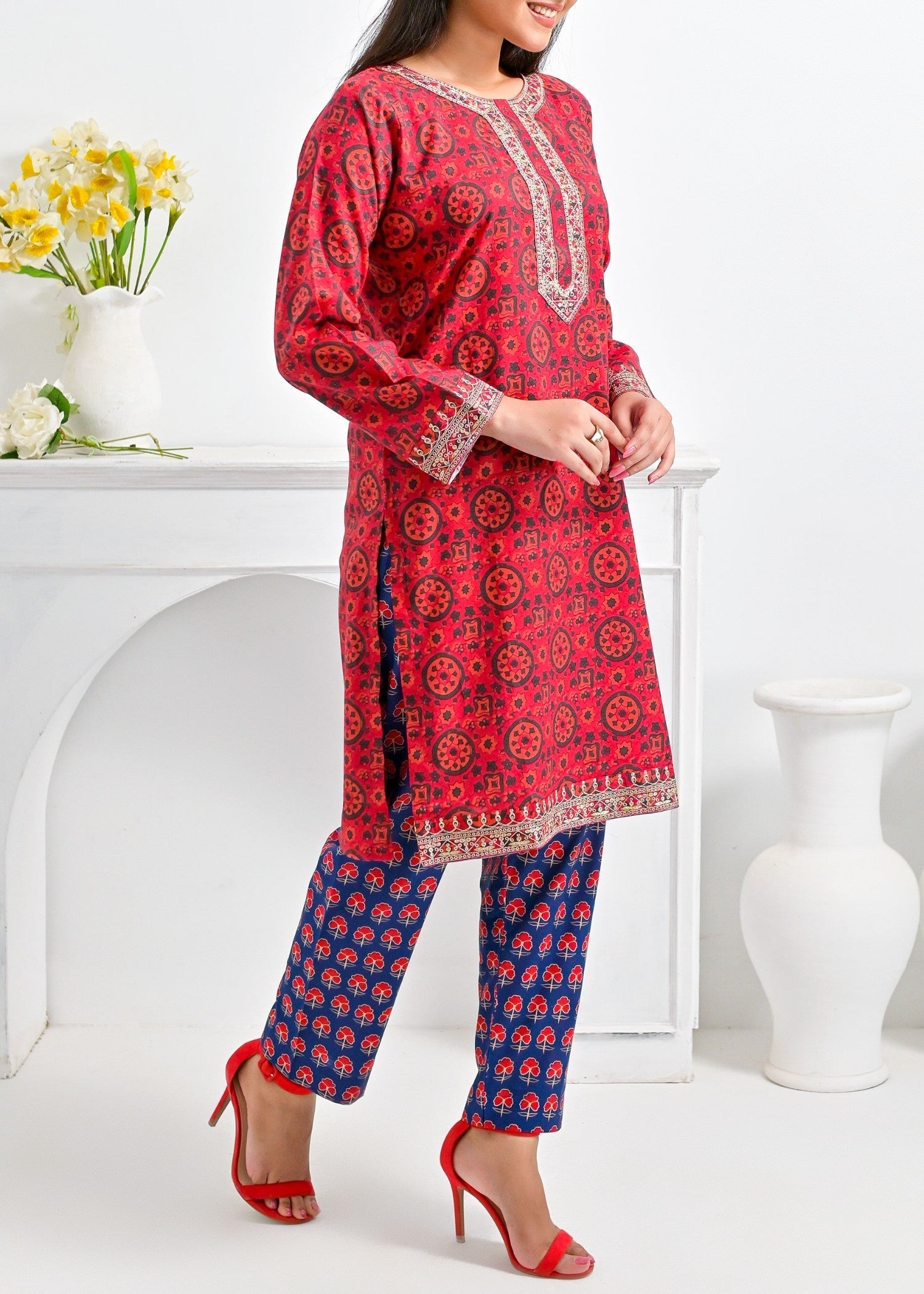 Pret Diaries Red Embroidered Women 2pcs