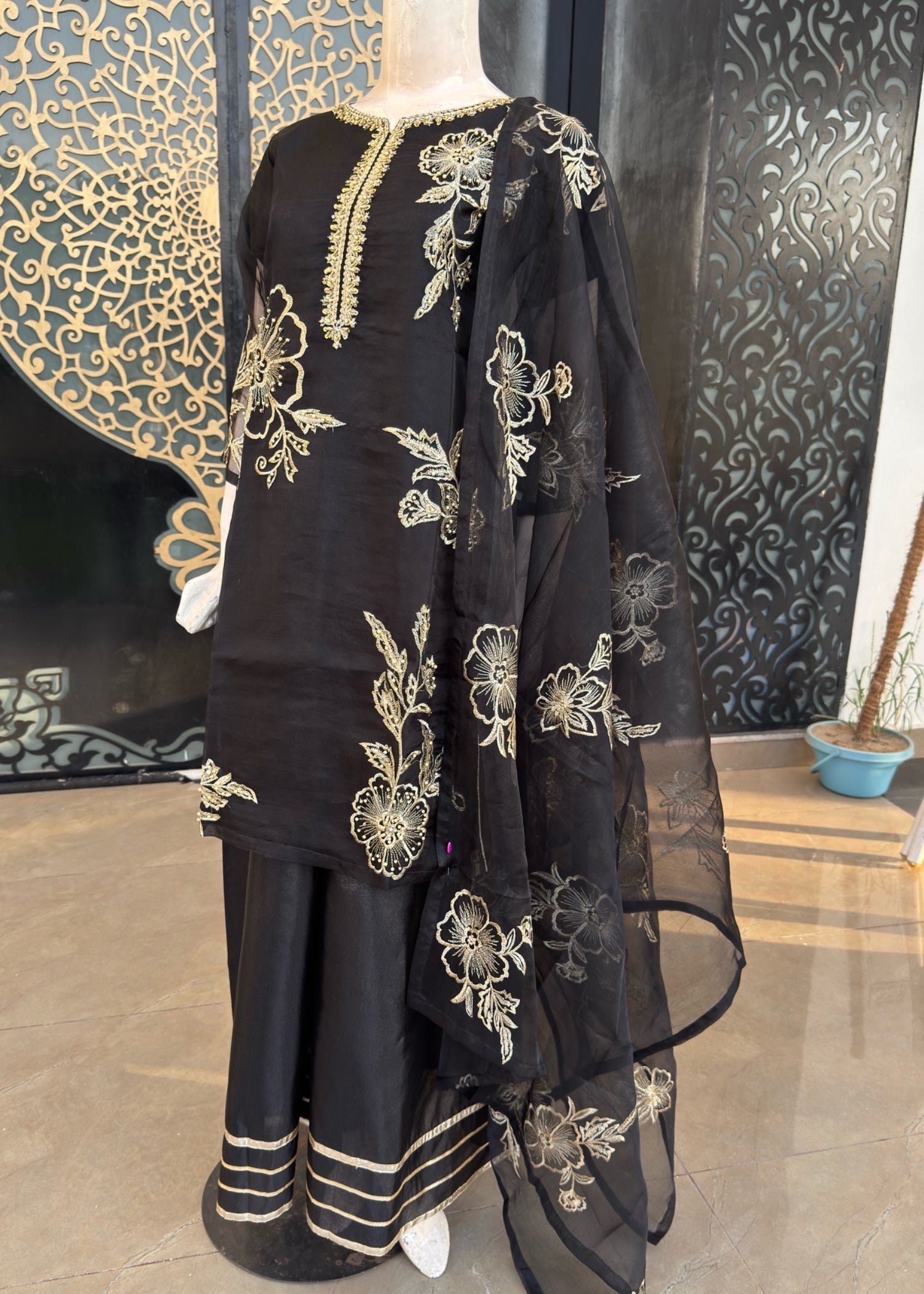 Noir Organza handwork Women 3pcs