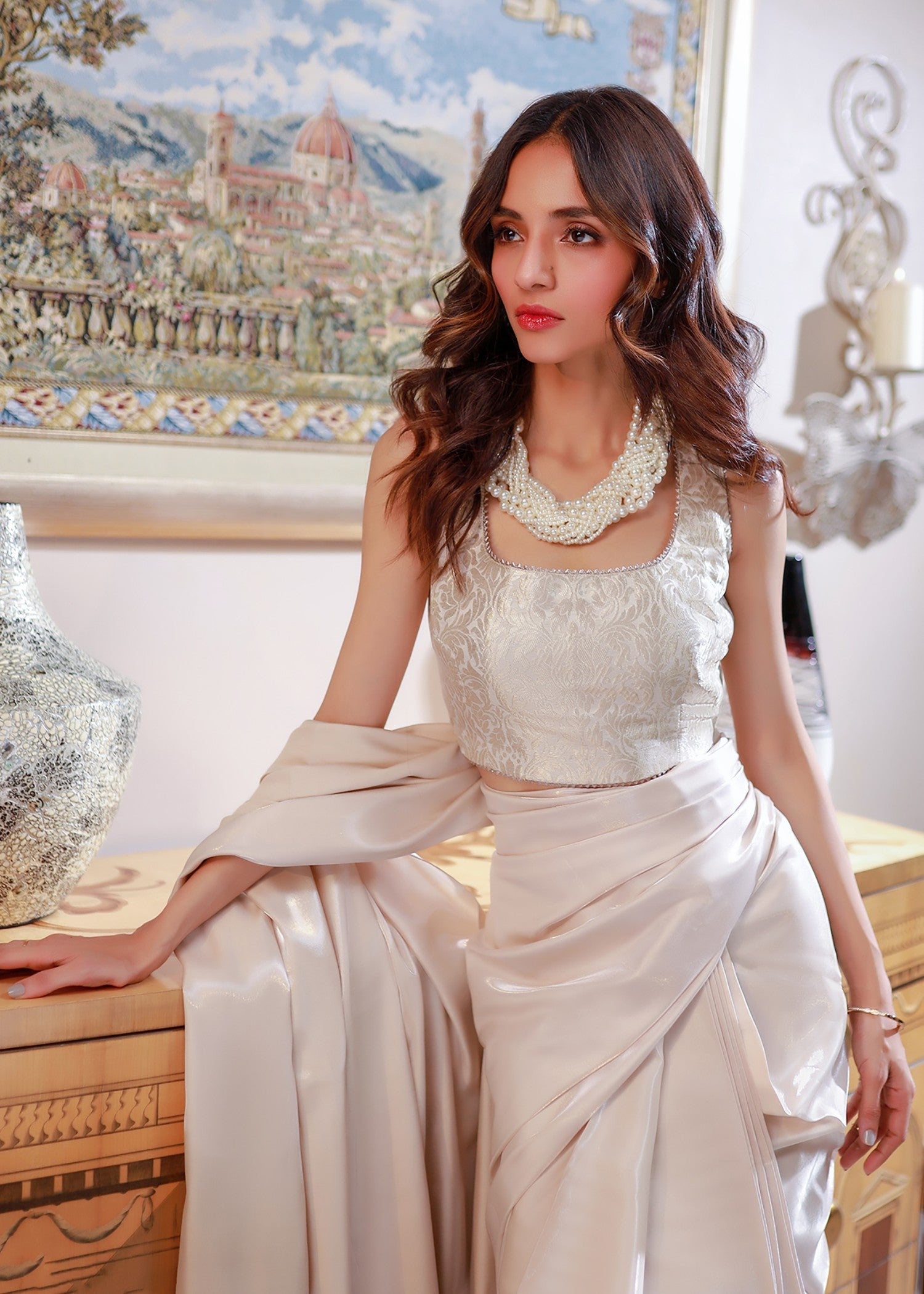 VELOUR Offwhite Shine Saree Women 2pcs