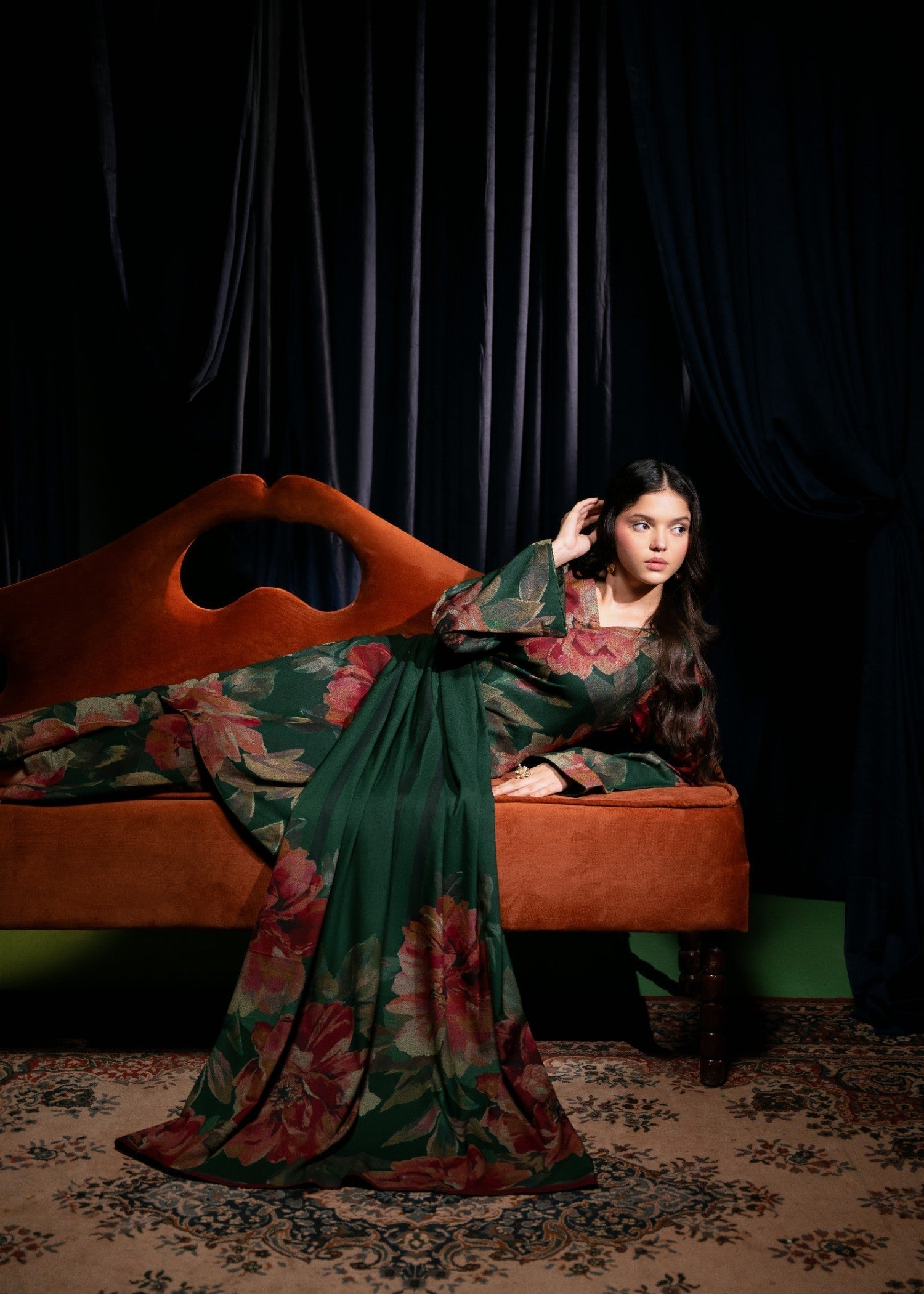 Feathers NAZNEEN Women 3pcs