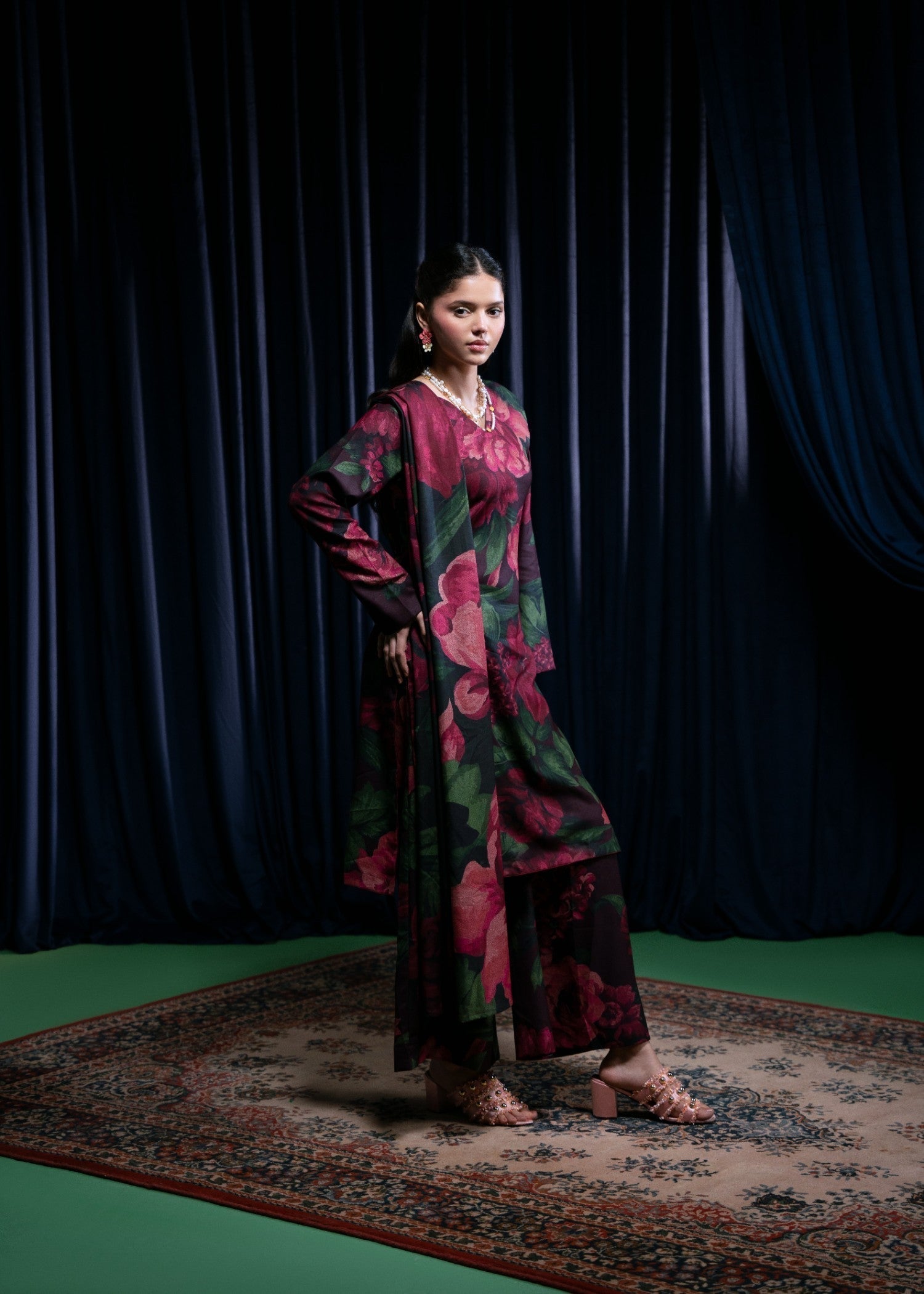 Feathers MEHERBANO Women 3pcs