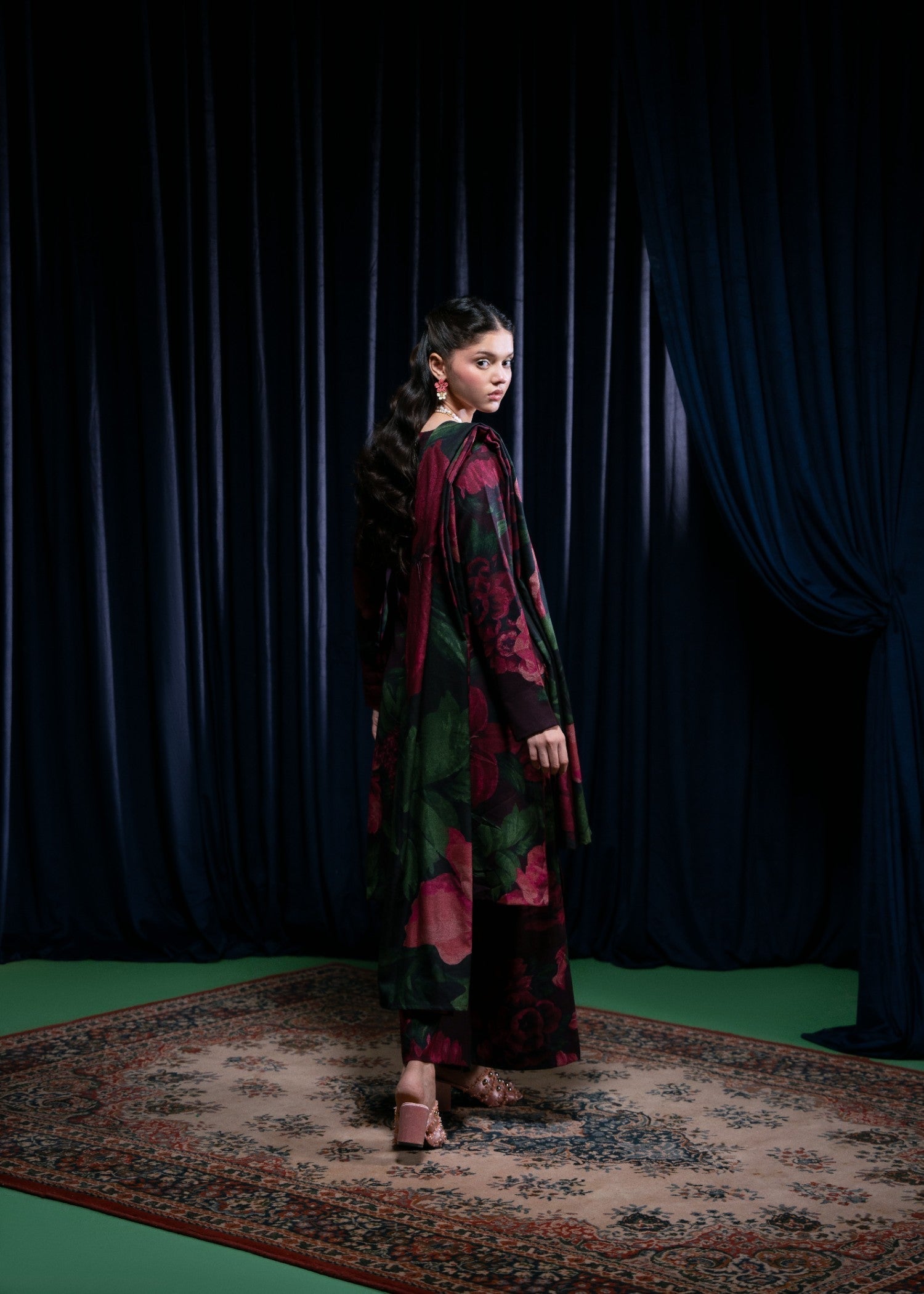 Feathers MEHERBANO Women 3pcs