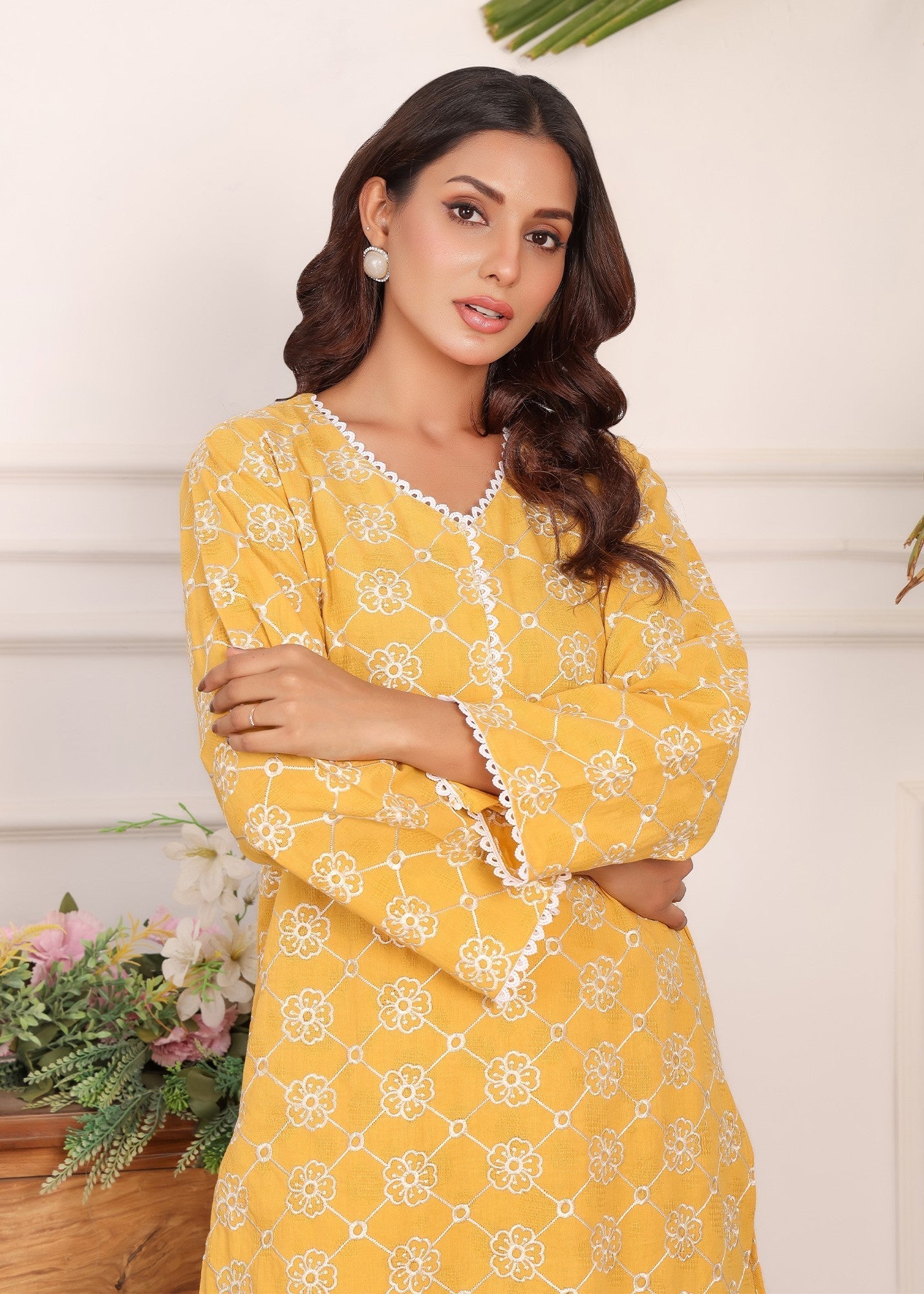 Rangeen Jasmine Embroidered Kurti Women 2pcs