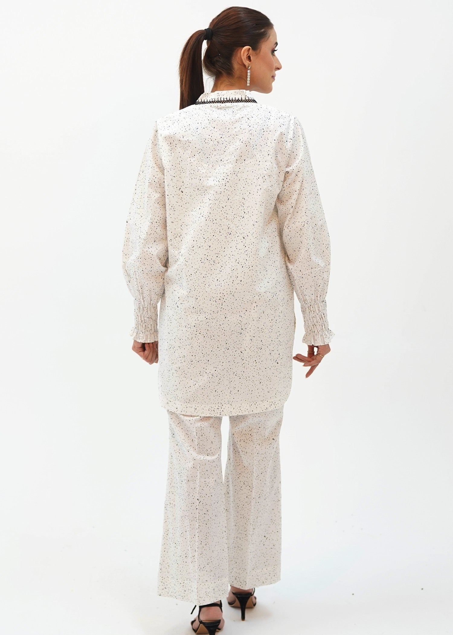 Shades By Abeeha Usman Monochrome Fusion – I Women 2pcs