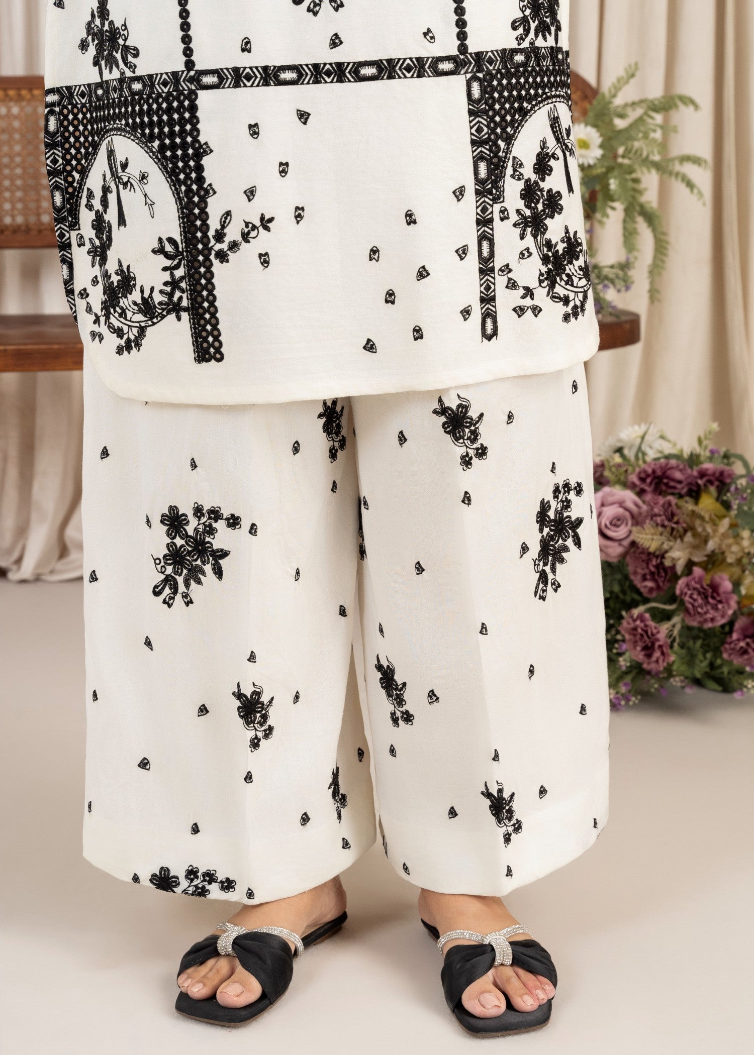 Sahibas By Mirza Benz White Women 2pcs