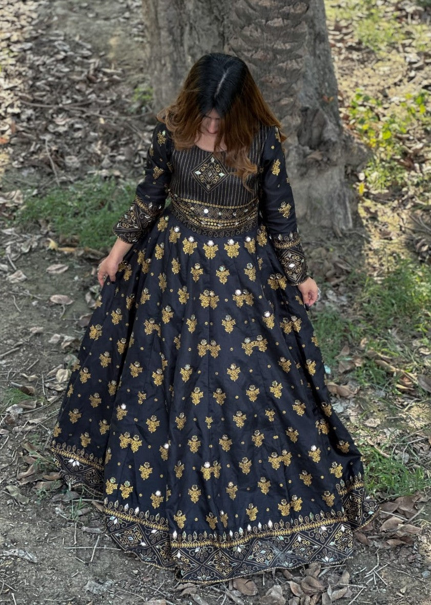 1 Virsapret black R1 full sheesha Women 3pcs