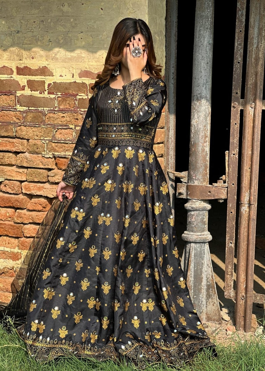 1 Virsapret black R1 full sheesha Women 3pcs