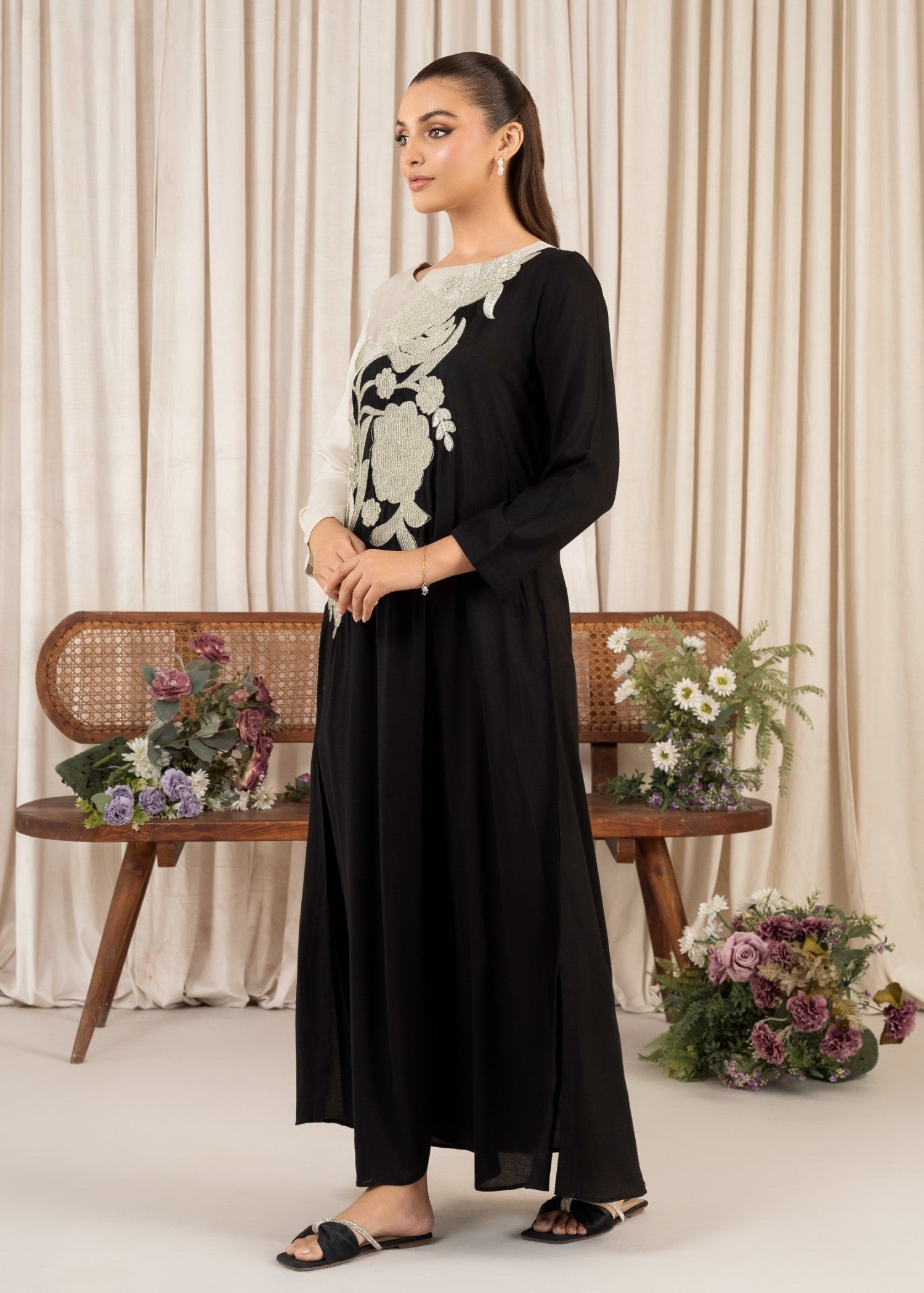 Sahibas By Mirza Anaya Black Women 1pcs