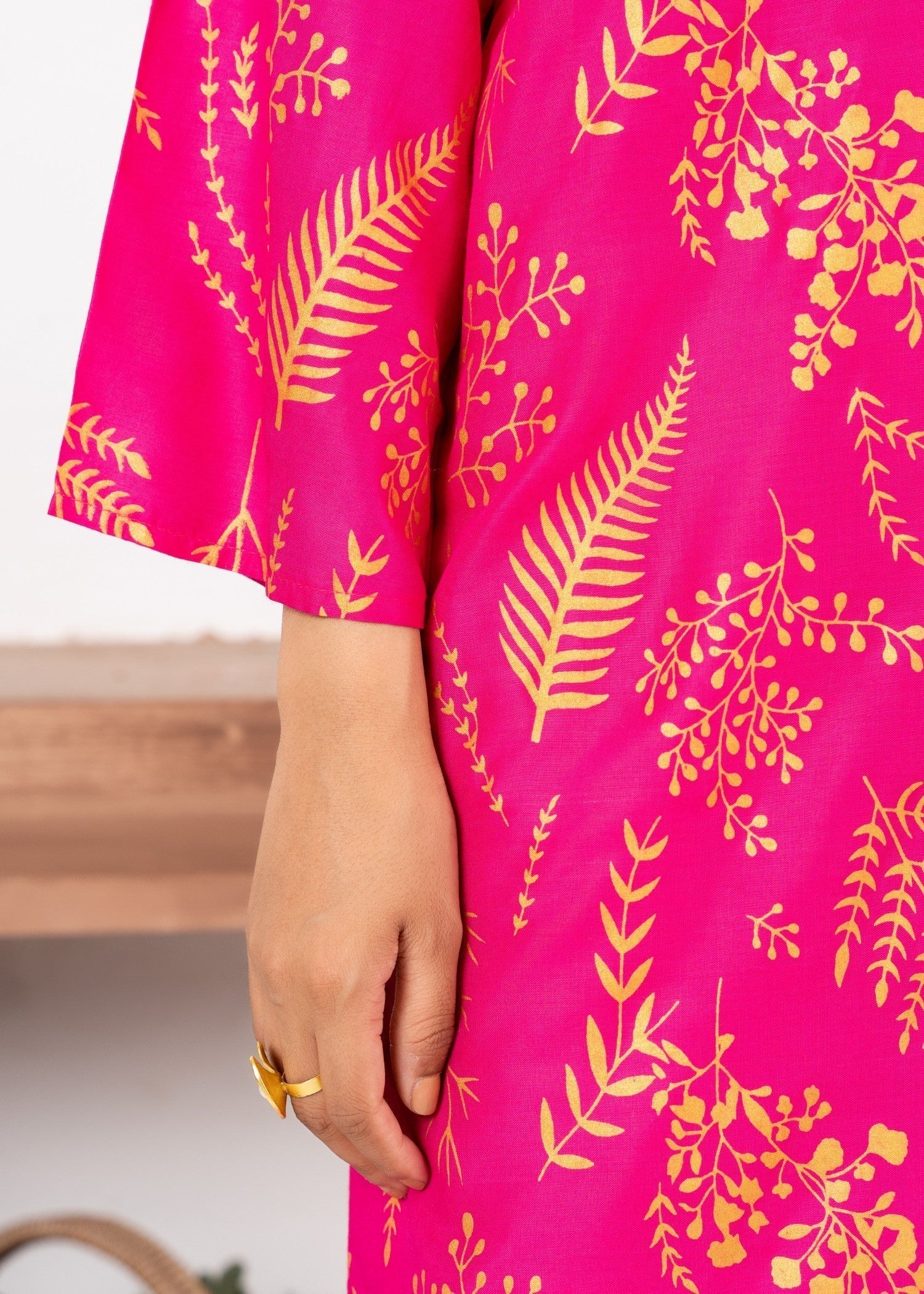 Chaudhary Arts leave (pink) Women 2pcs