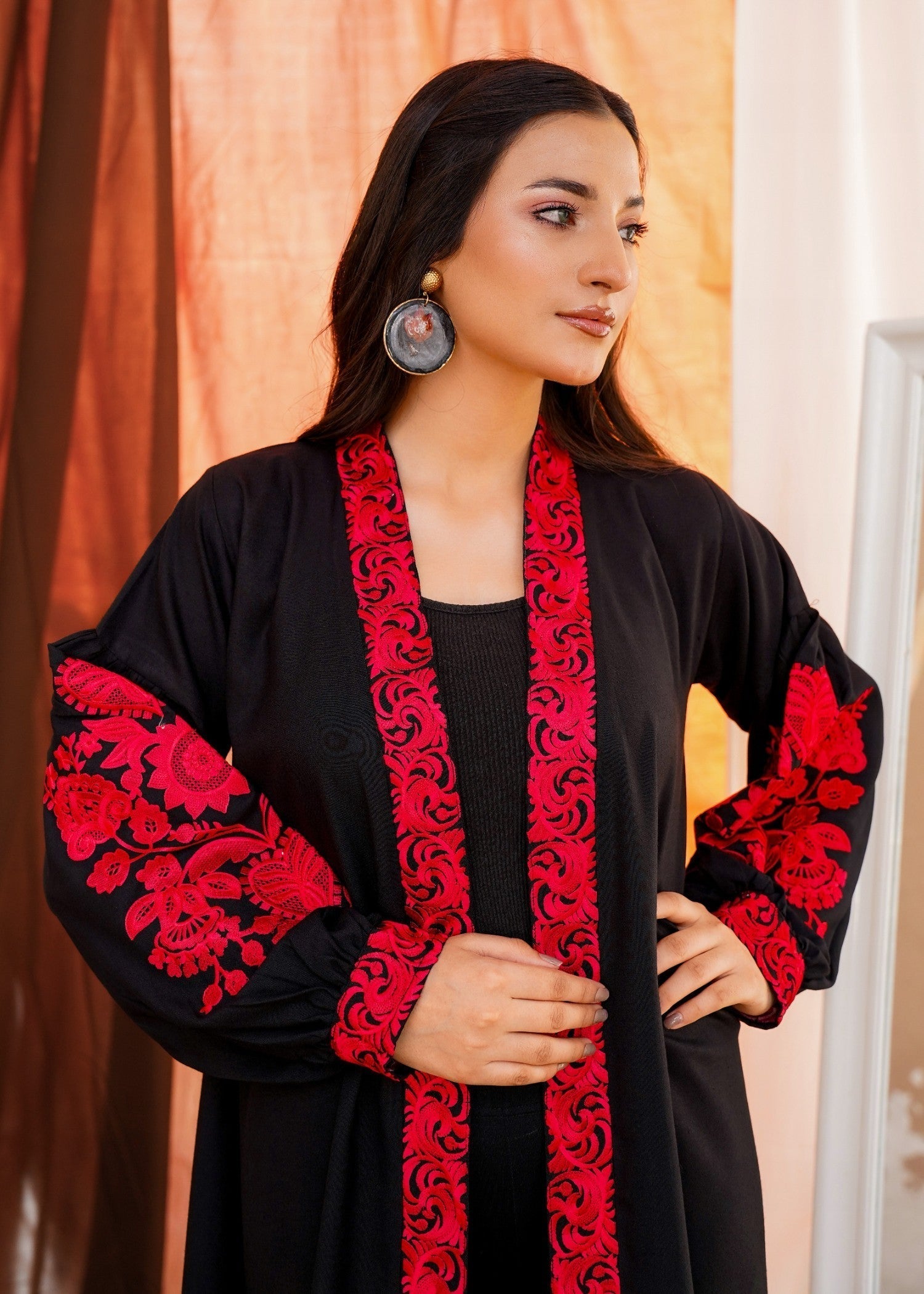 Akhrot Clothing Black Red cardigan Women 1pcs
