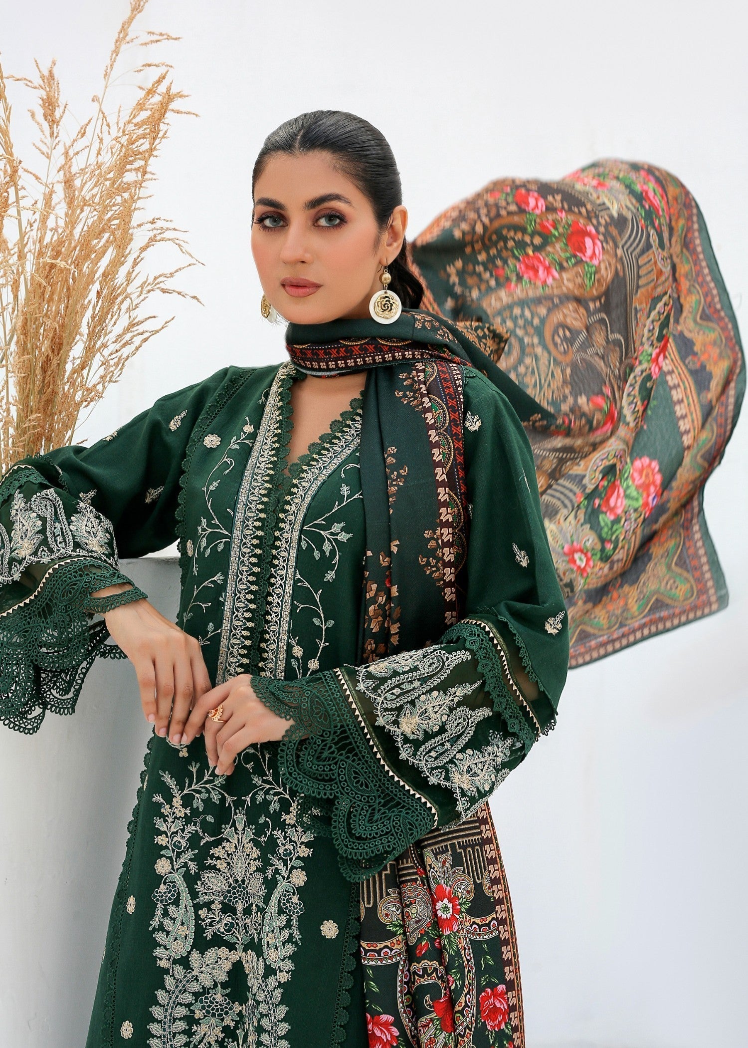 Chandan Nagri Nora Khaddar Festive Suit Women 3pcs