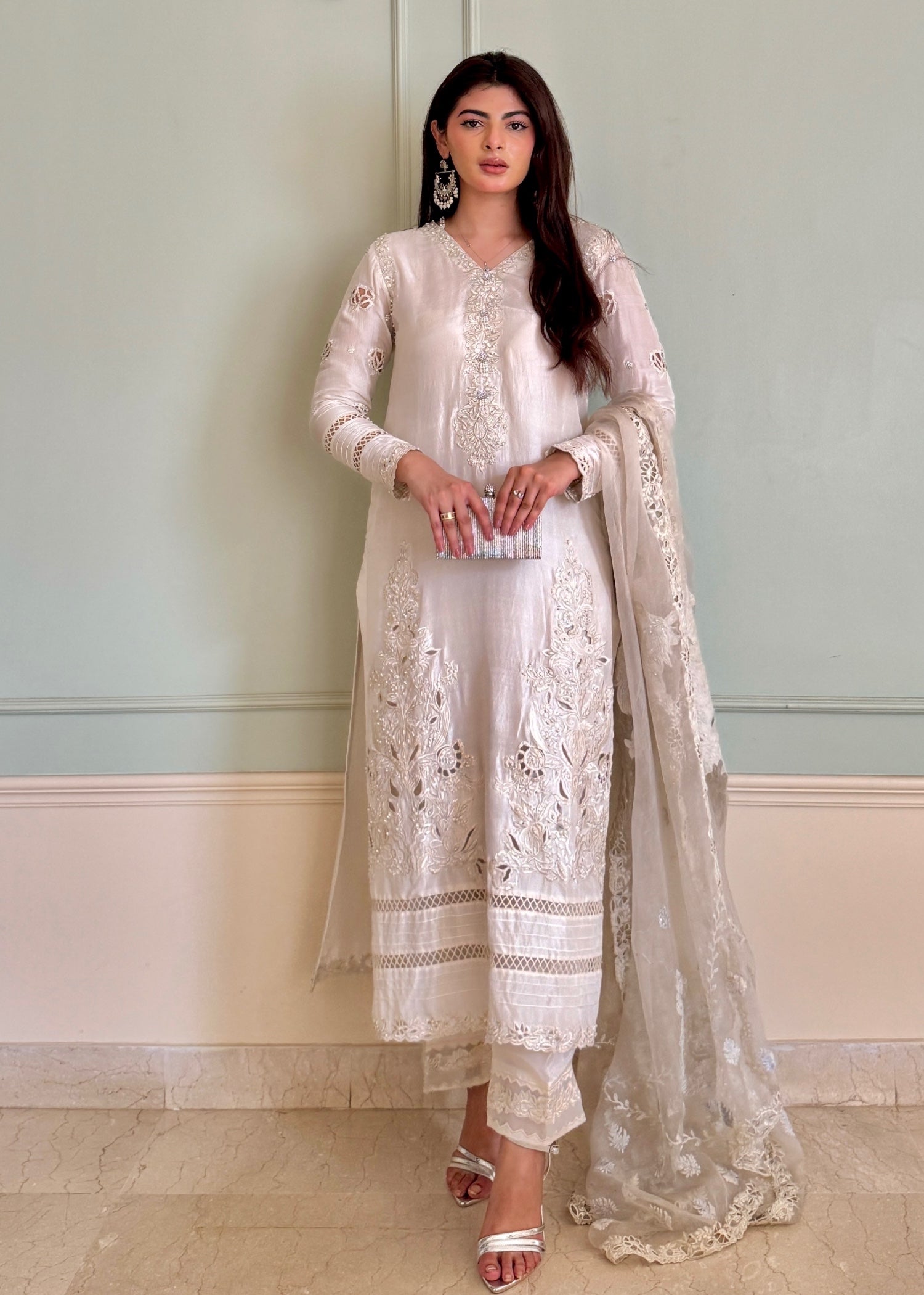 Muntaha By Shanzay Alizay White pearl Women 3pcs