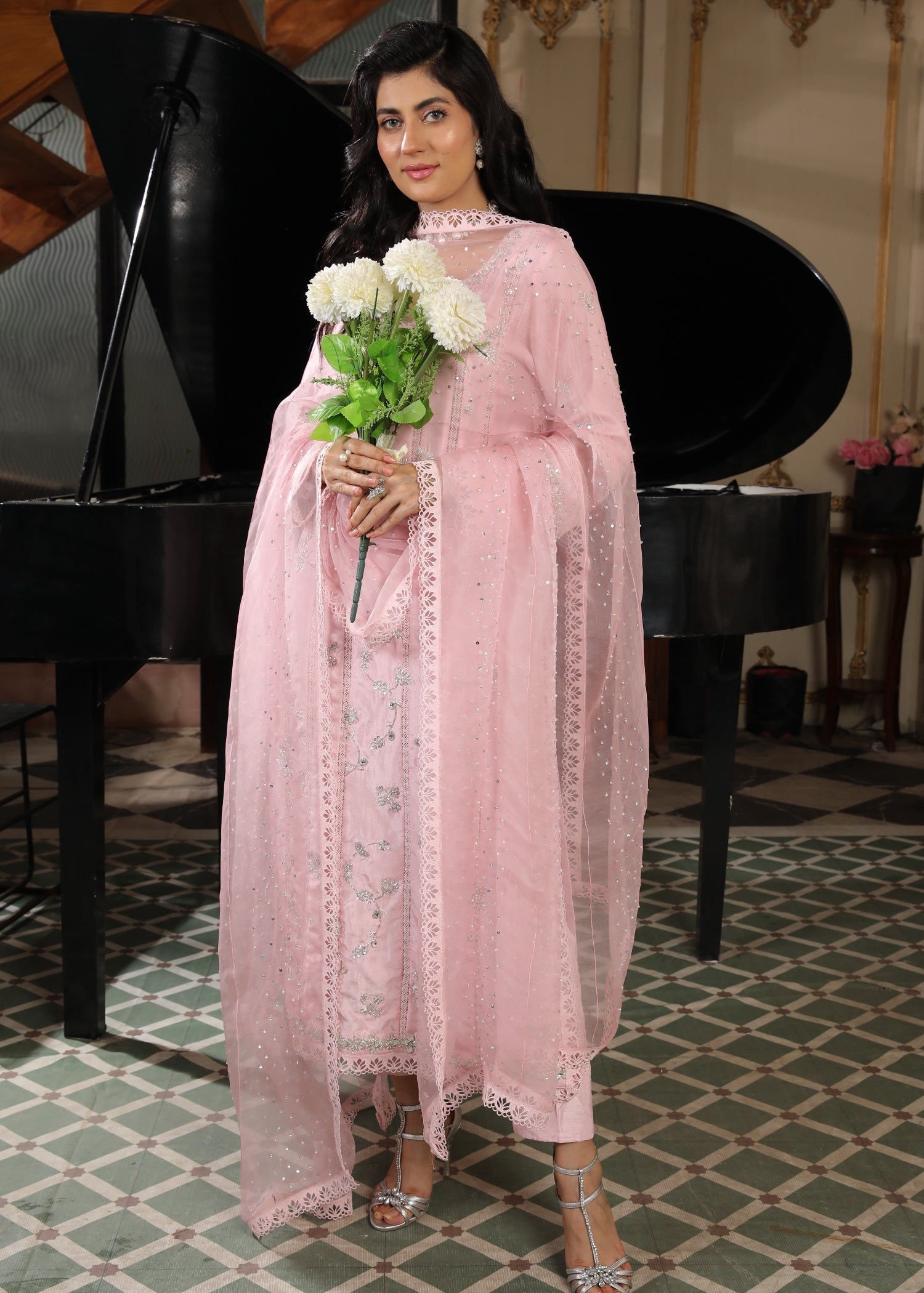 Muntaha By Shanzay Kyra pink Women 3pcs