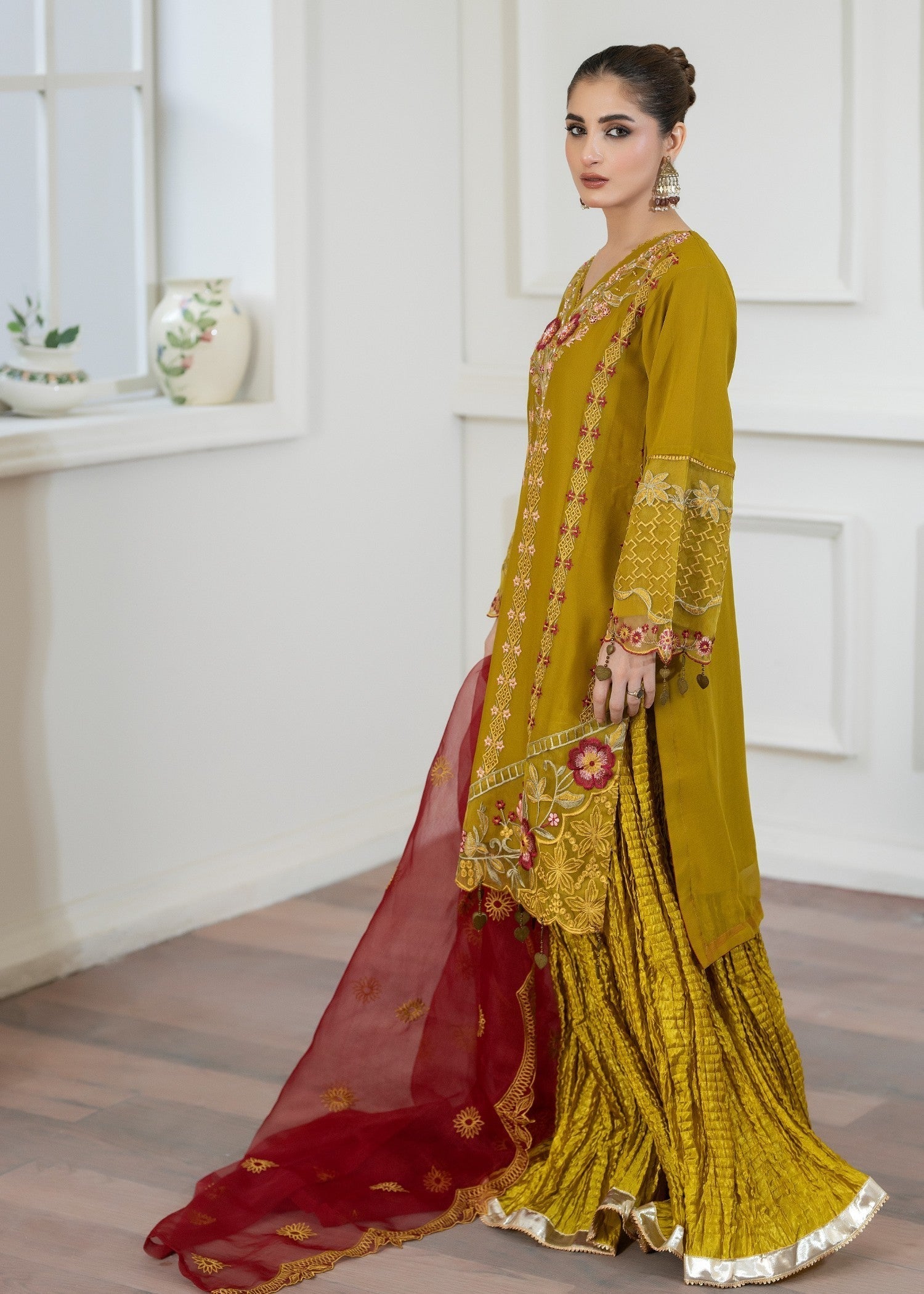 Pehnawa By Bin Akram’s Floral Mehndi CHIFFON Women 3pcs