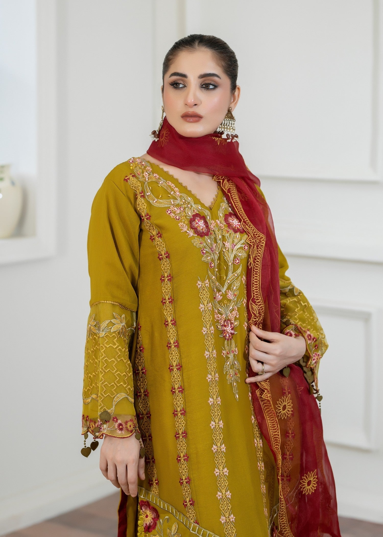 Pehnawa By Bin Akram’s Floral Mehndi CHIFFON Women 3pcs