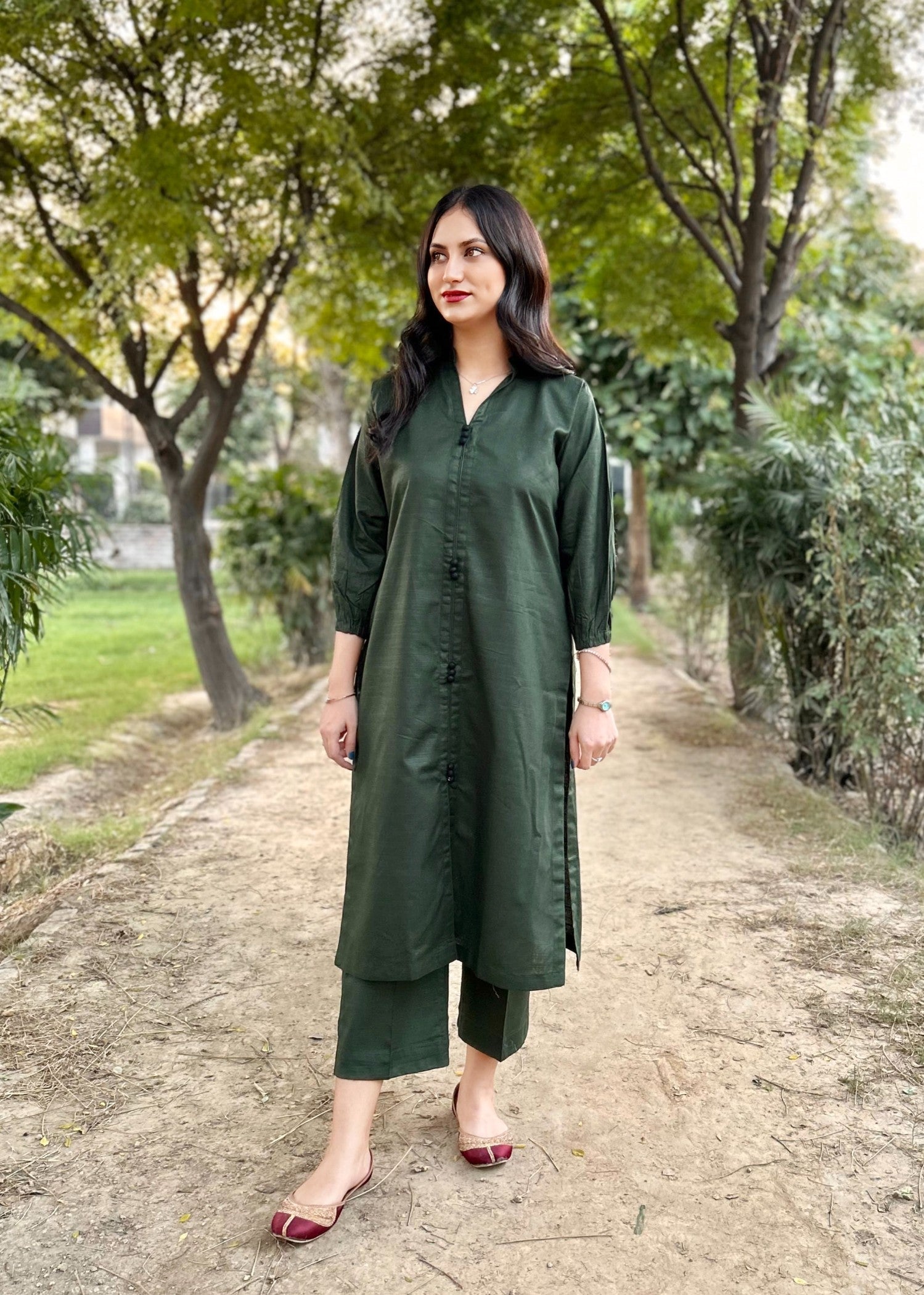 Damask Clothing Studio Sajni Solid Green Women 2pcs
