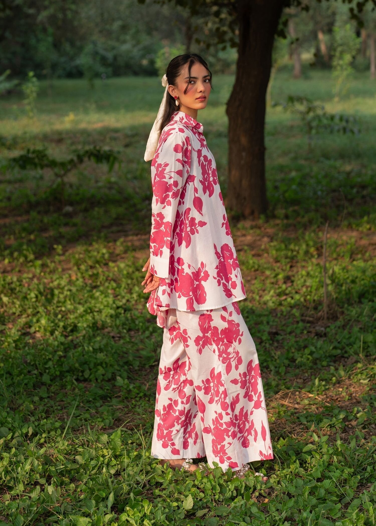 Garnet Clothing Amaryllis Women 2pcs